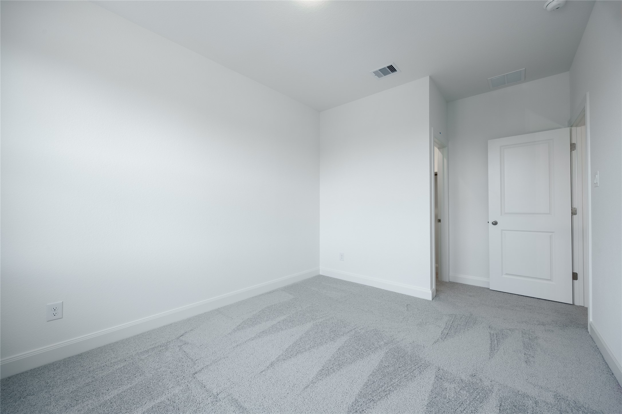 825 Laguna Green Lane Property Photo 17