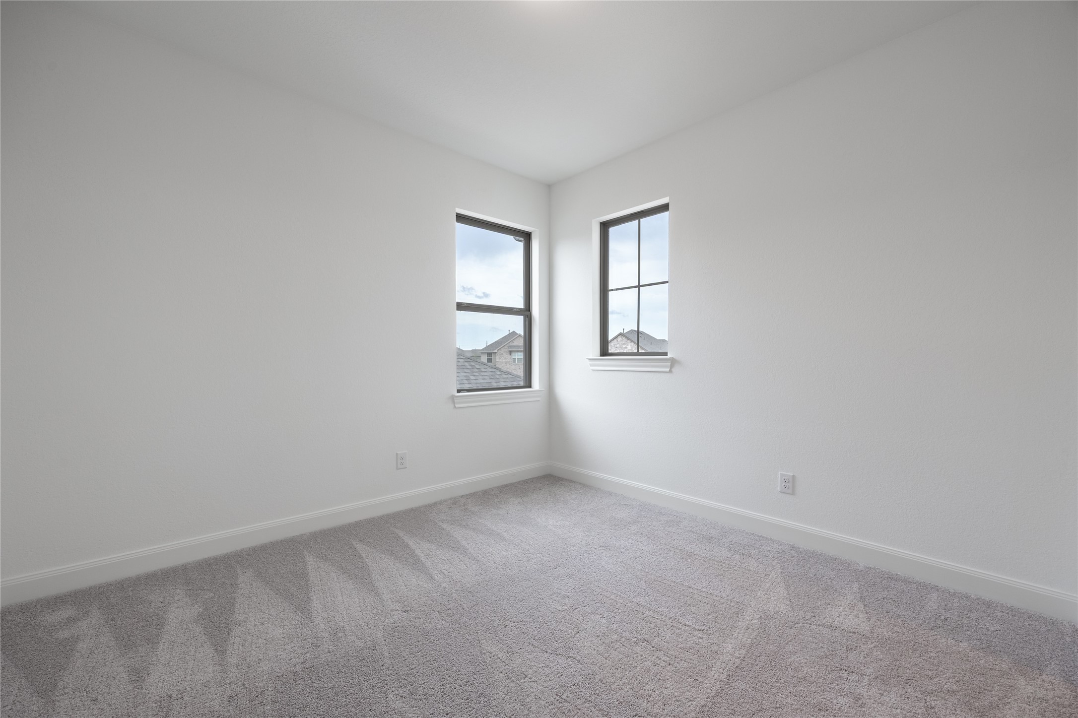 825 Laguna Green Lane Property Photo 19