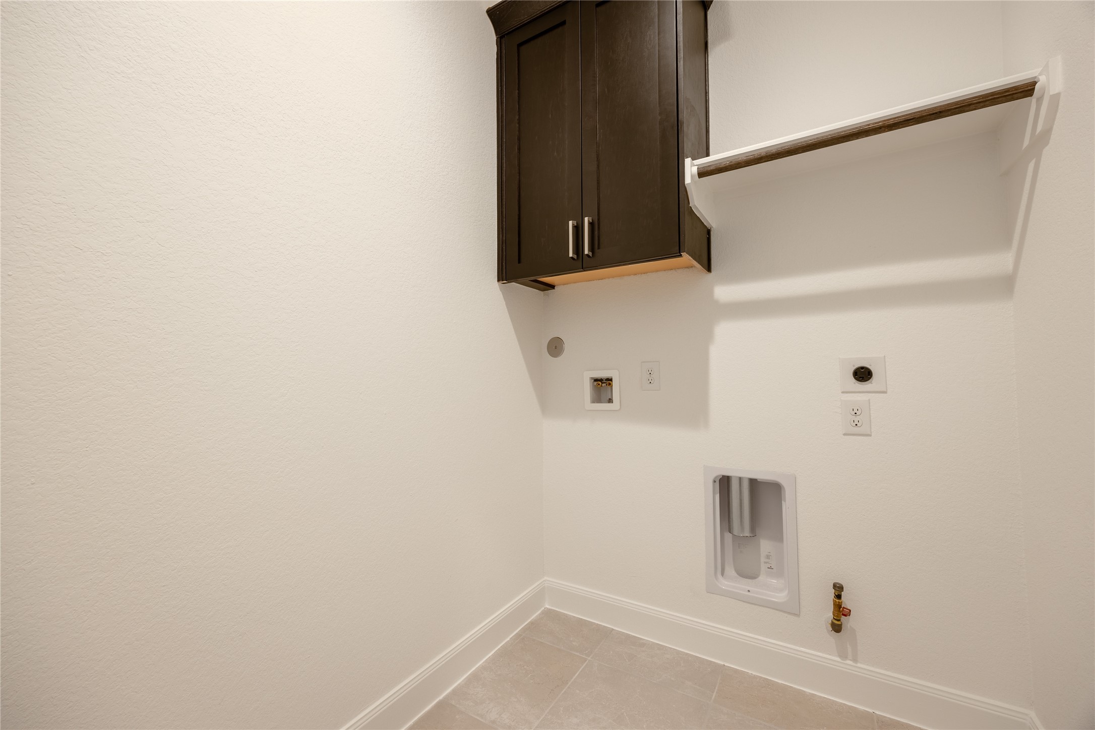 825 Laguna Green Lane Property Photo 24