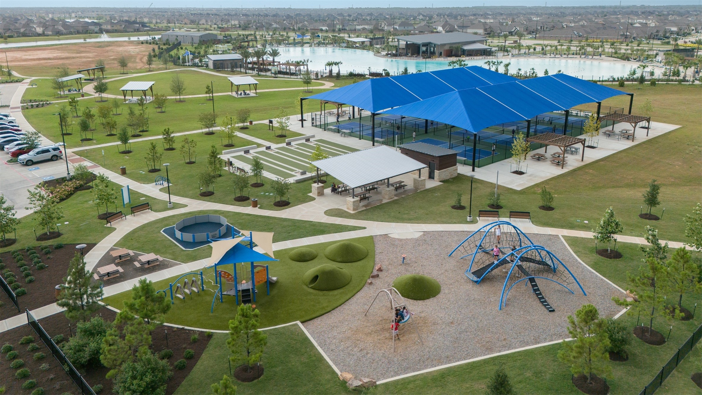 825 Laguna Green Lane Property Photo 28