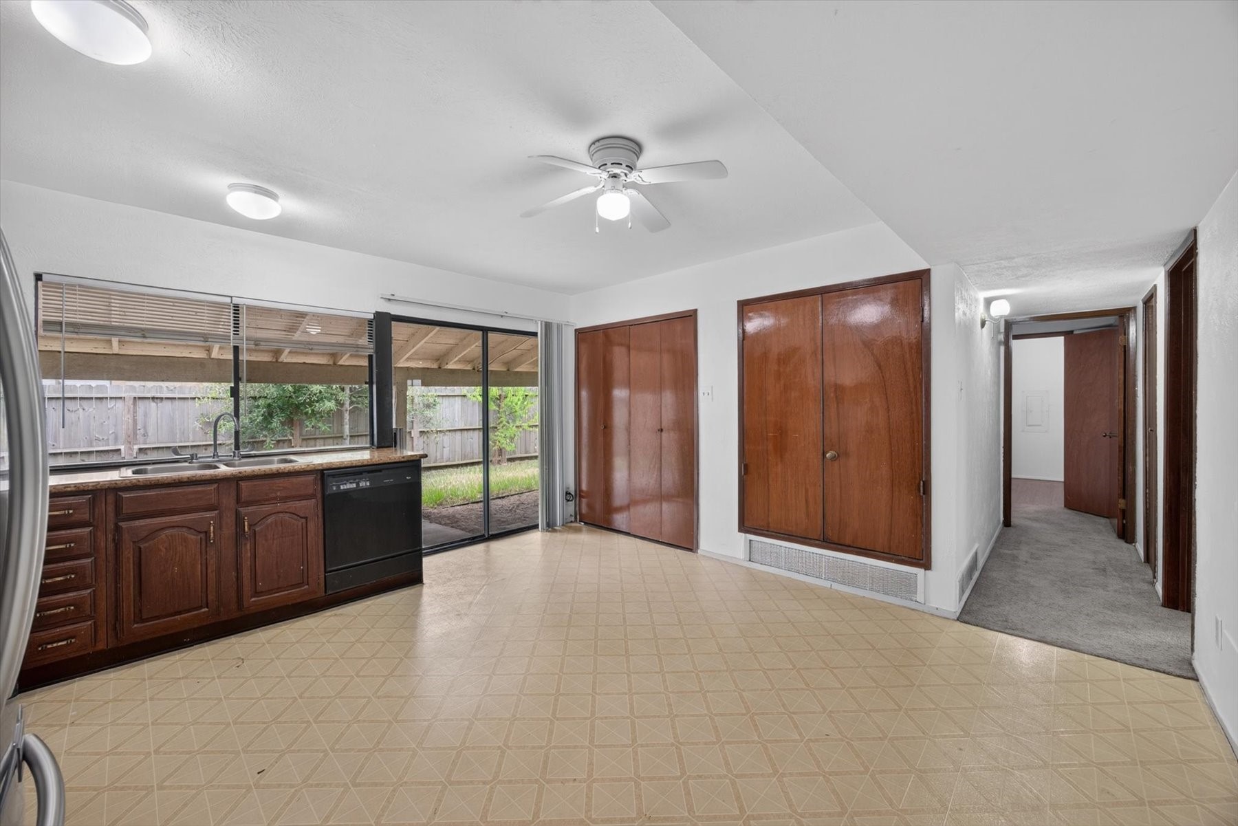 5311 Cairnleigh Drive Property Photo 10