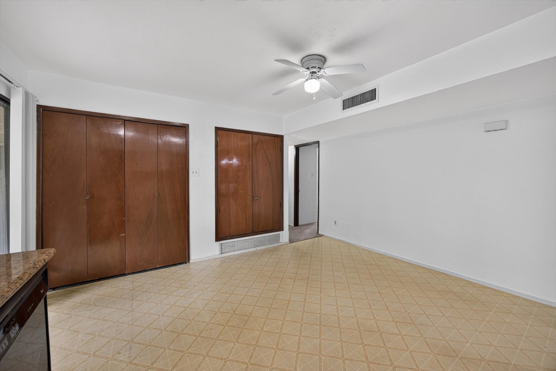 5311 Cairnleigh Drive Property Photo 11