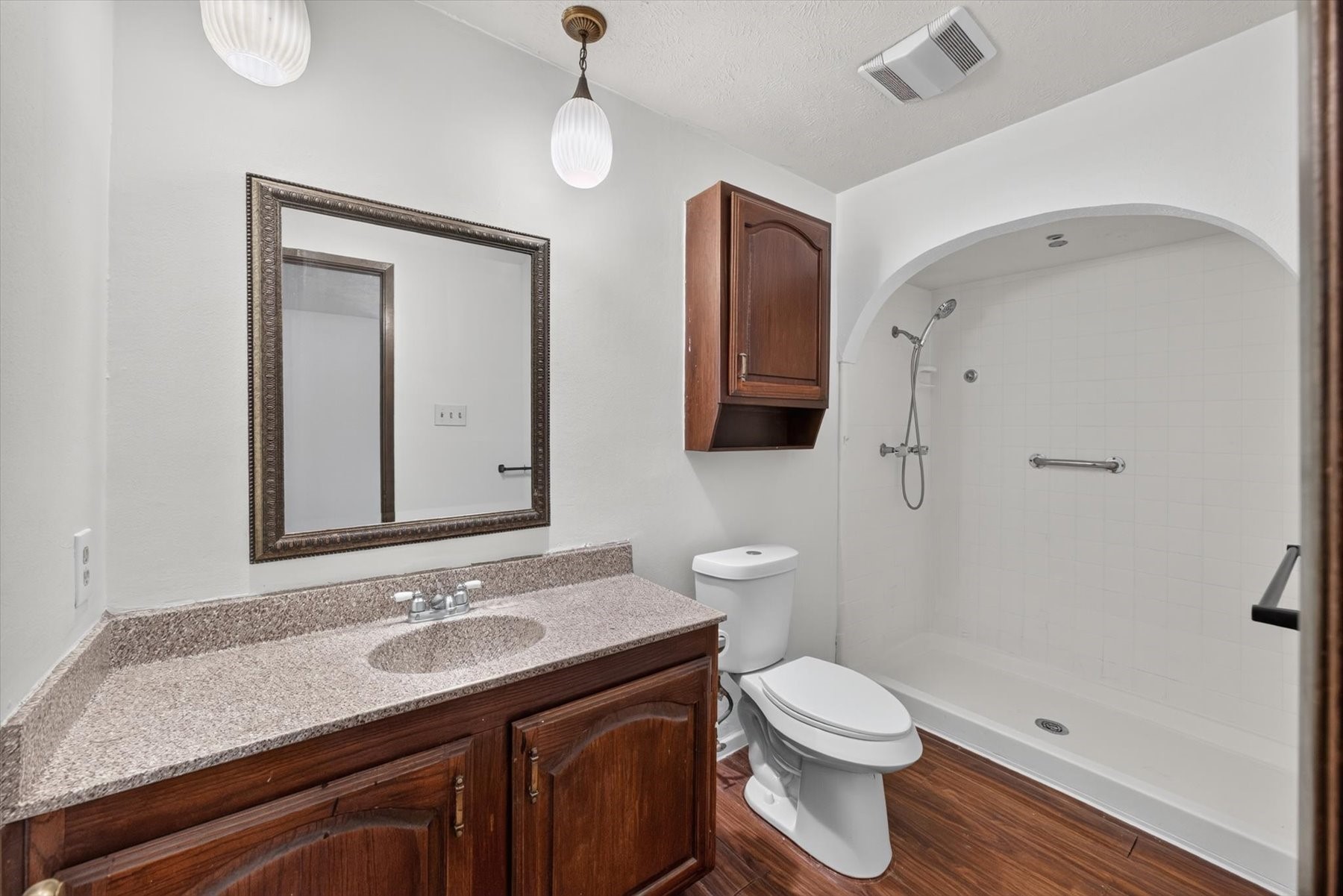 5311 Cairnleigh Drive Property Photo 16