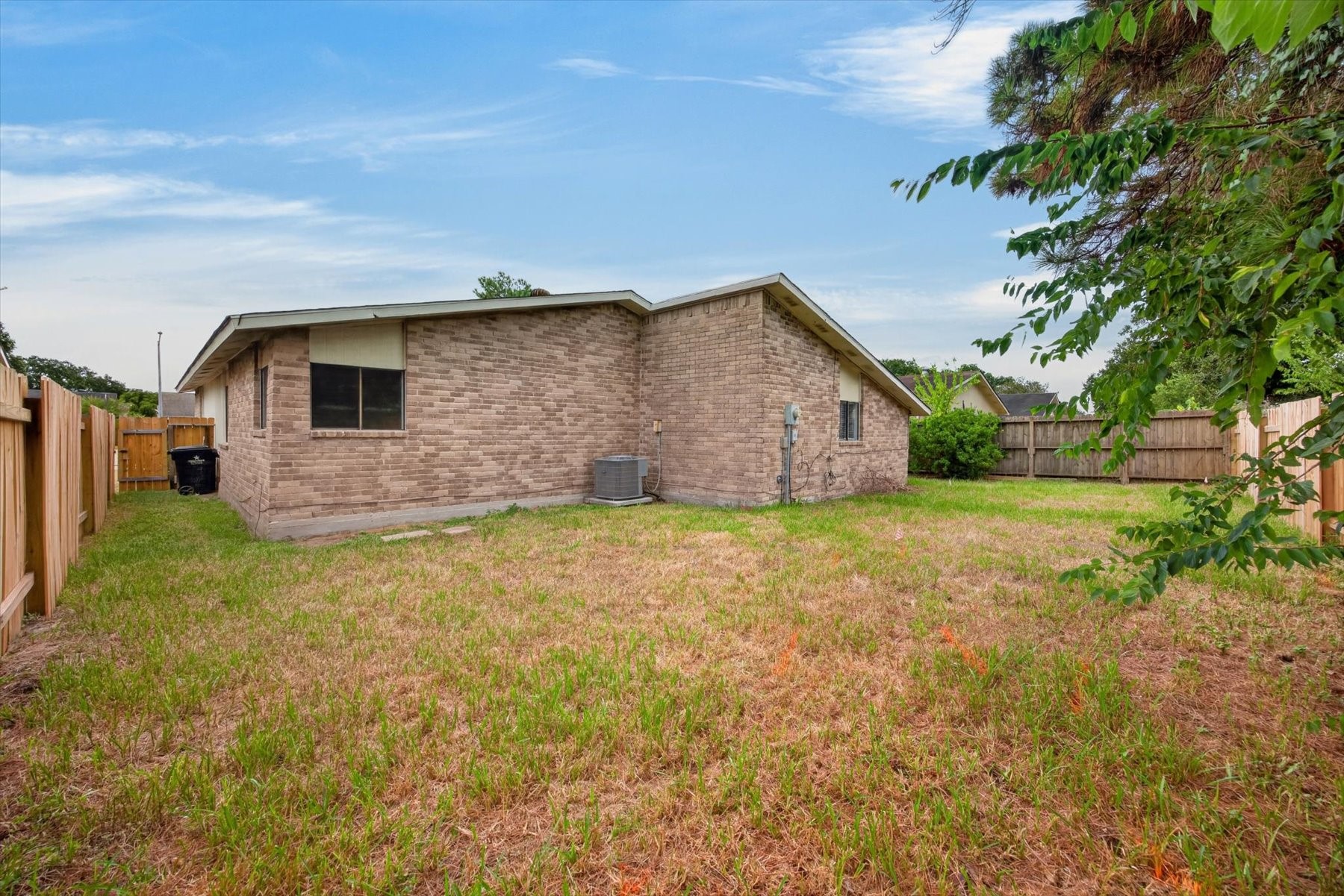 5311 Cairnleigh Drive Property Photo 19