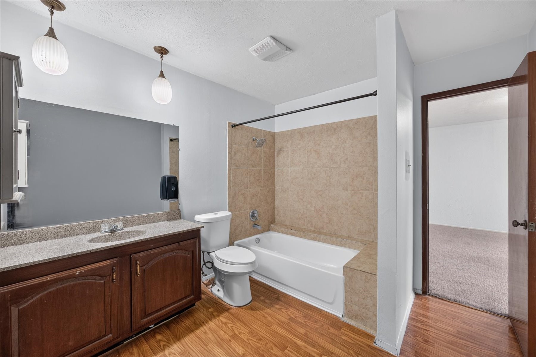 5311 Cairnleigh Drive Property Photo 23