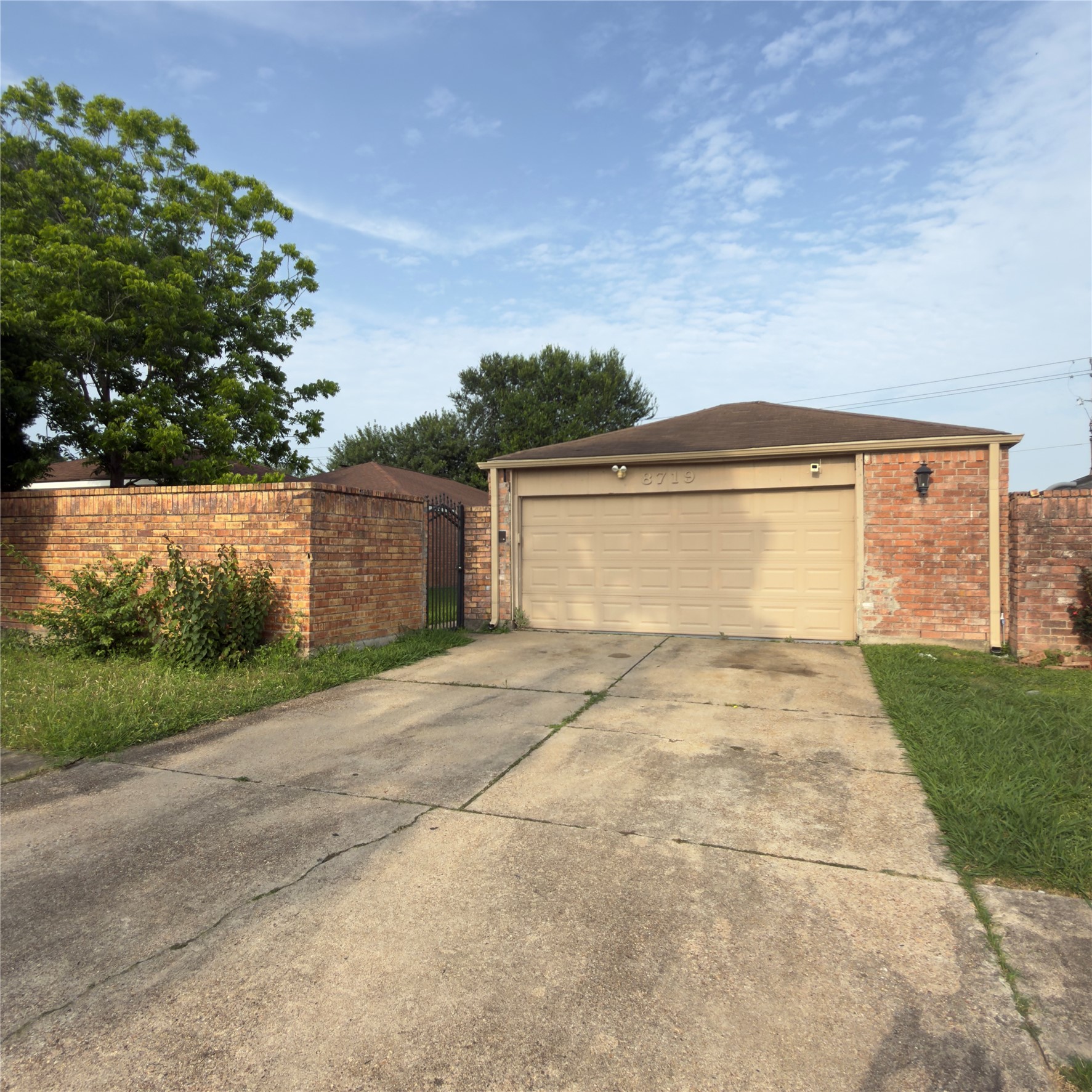 8719 Beau Monde Drive Property Photo 2