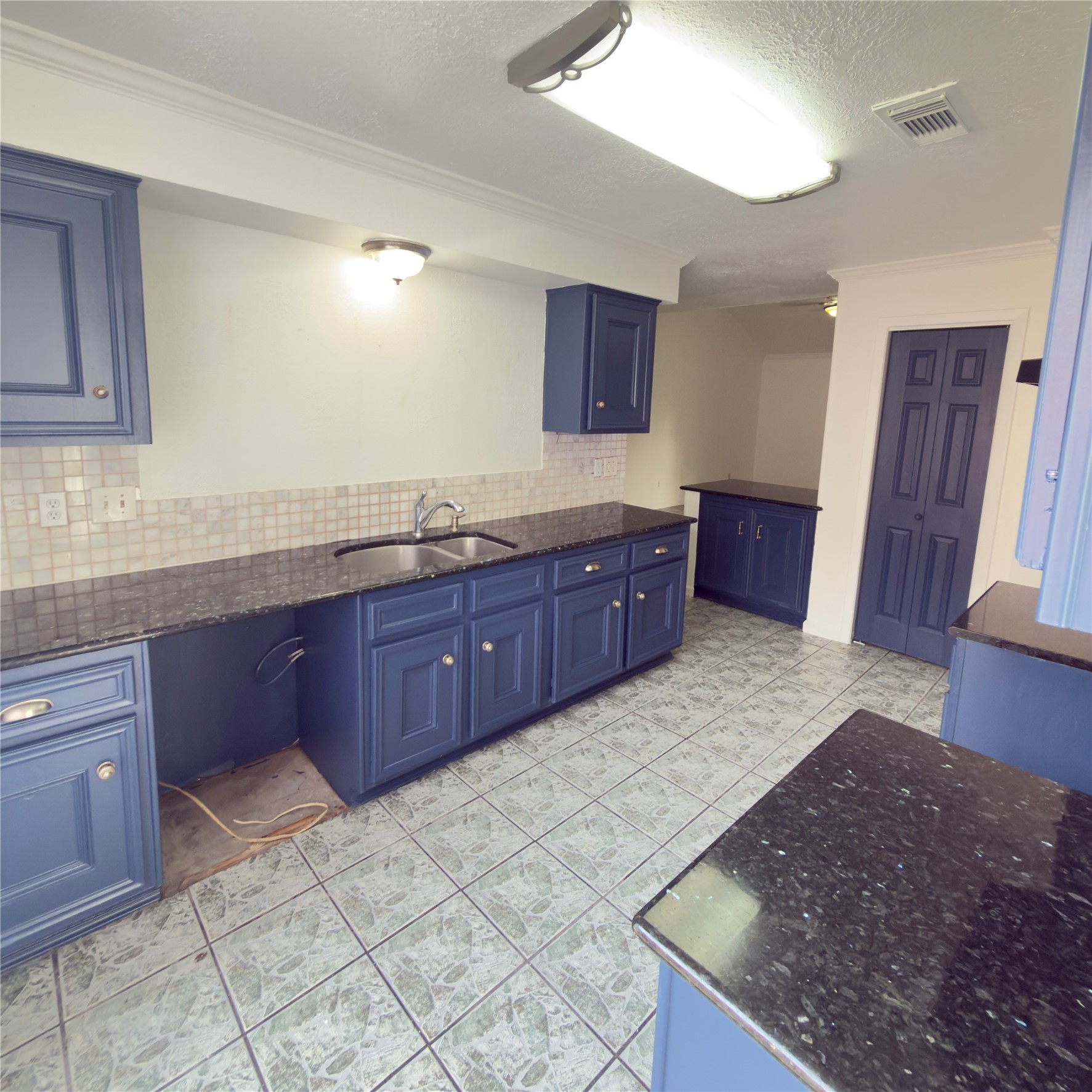 8719 Beau Monde Drive Property Photo 4