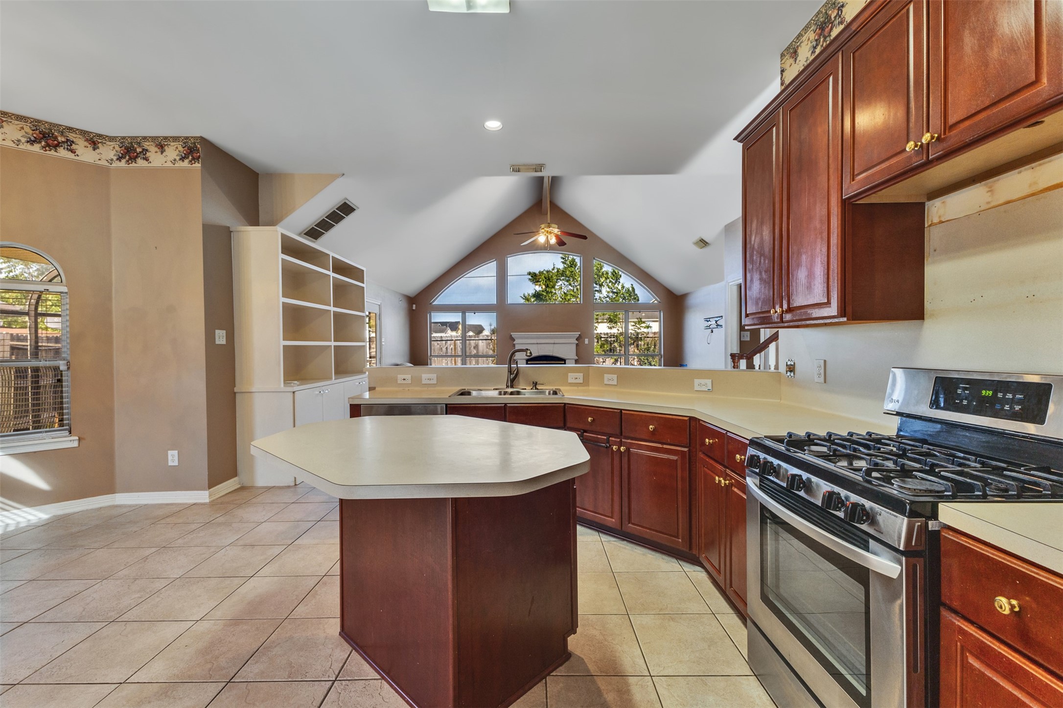 9602 Dawn Harvest Ct Court Property Photo 6