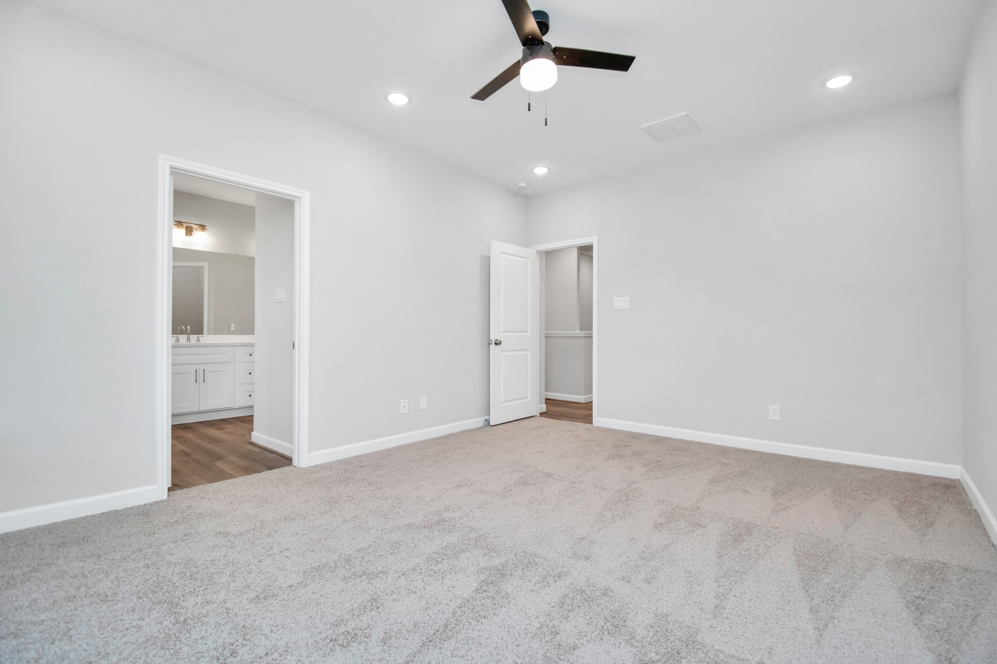 2355 Hoskins Drive Property Photo 21