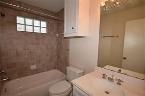 5941 South Loop E 604 Property Photo 16