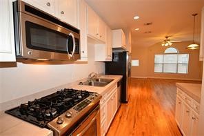 5941 South Loop E 604 Property Photo 17