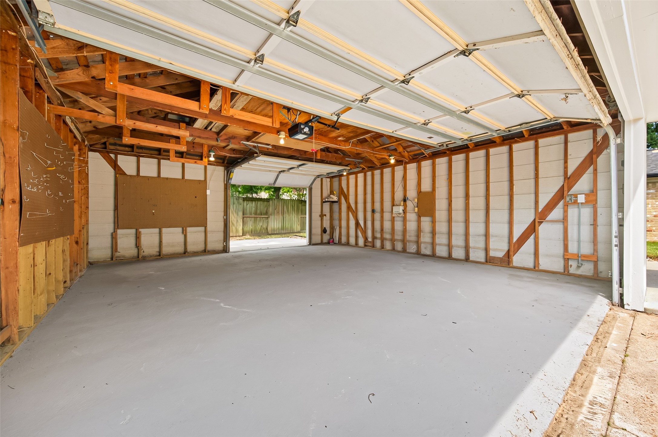 15402 Ripplestream Street Property Photo 43