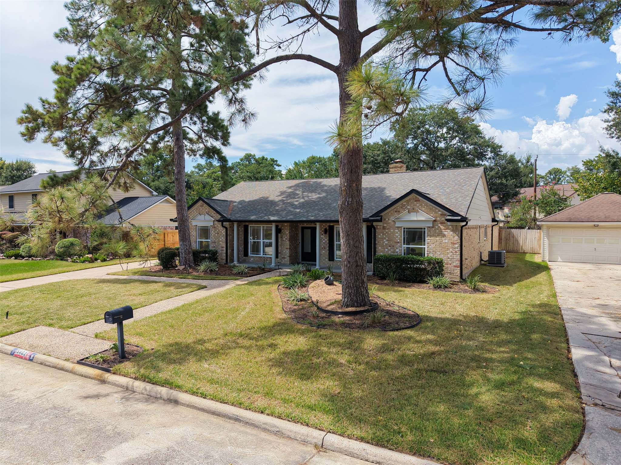 15402 Ripplestream Street Property Photo 48