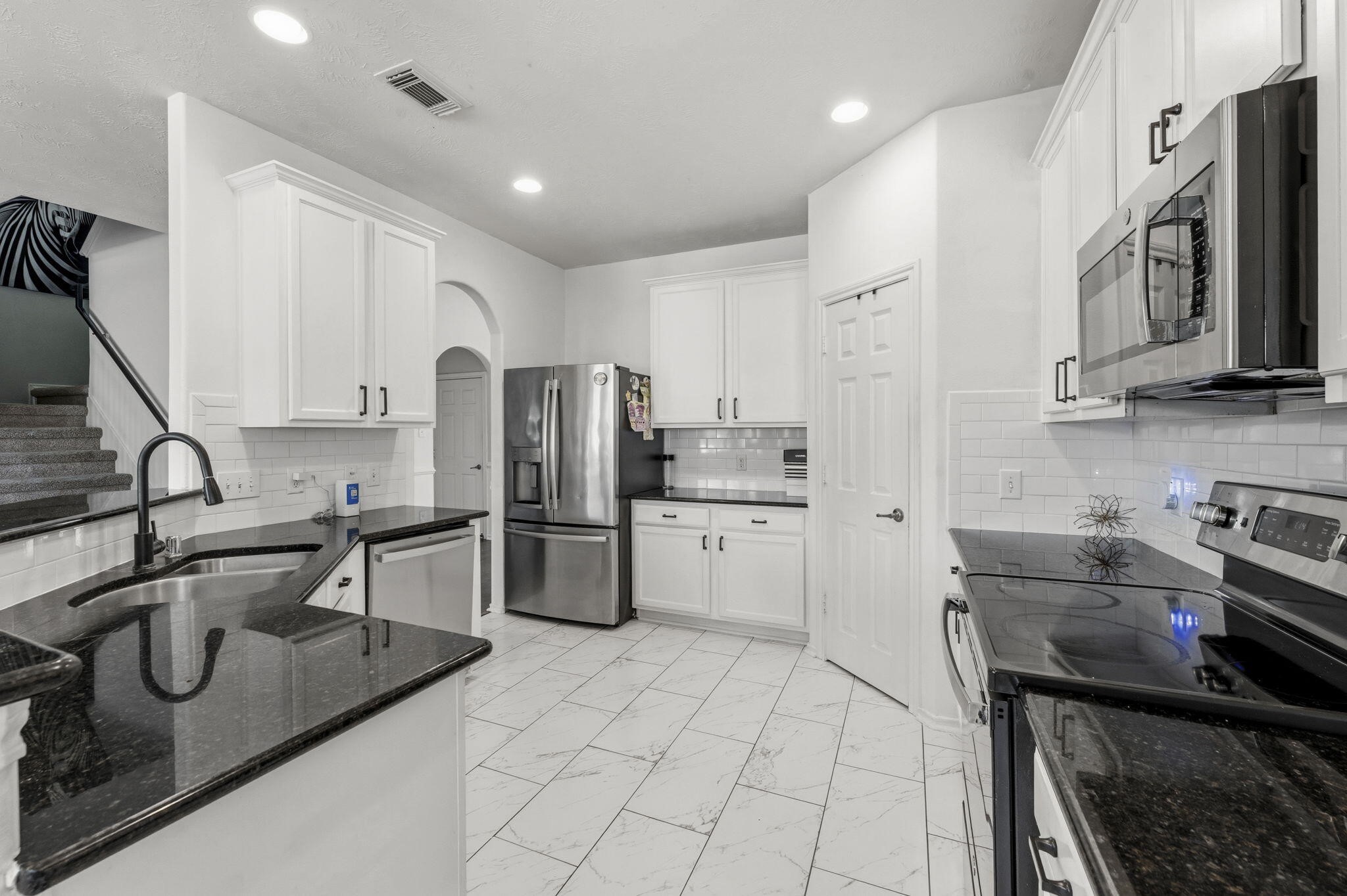 19 W Lasting Spring Circle Property Photo 18