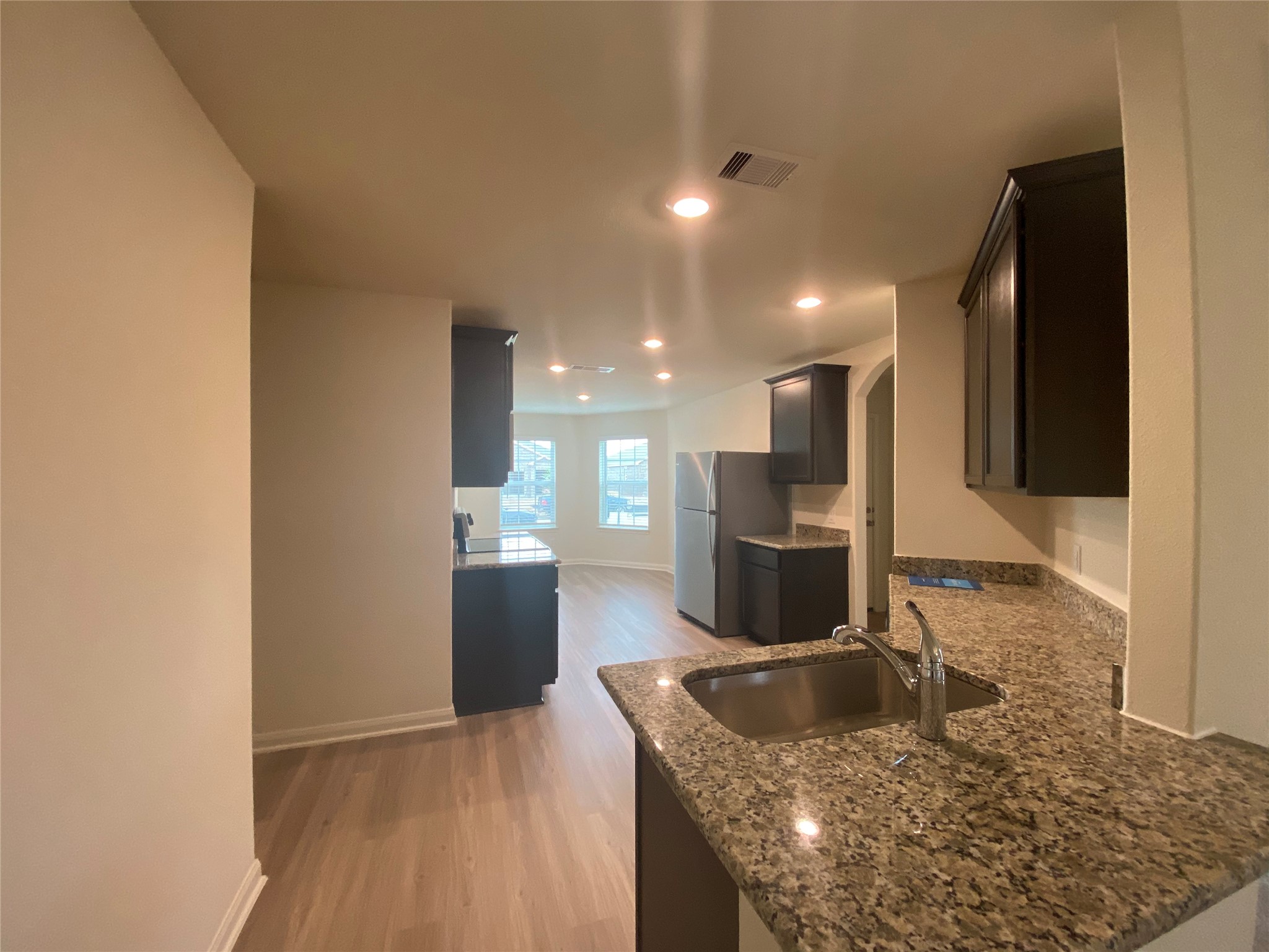 2107 Mule Ridge Drive Property Photo 3