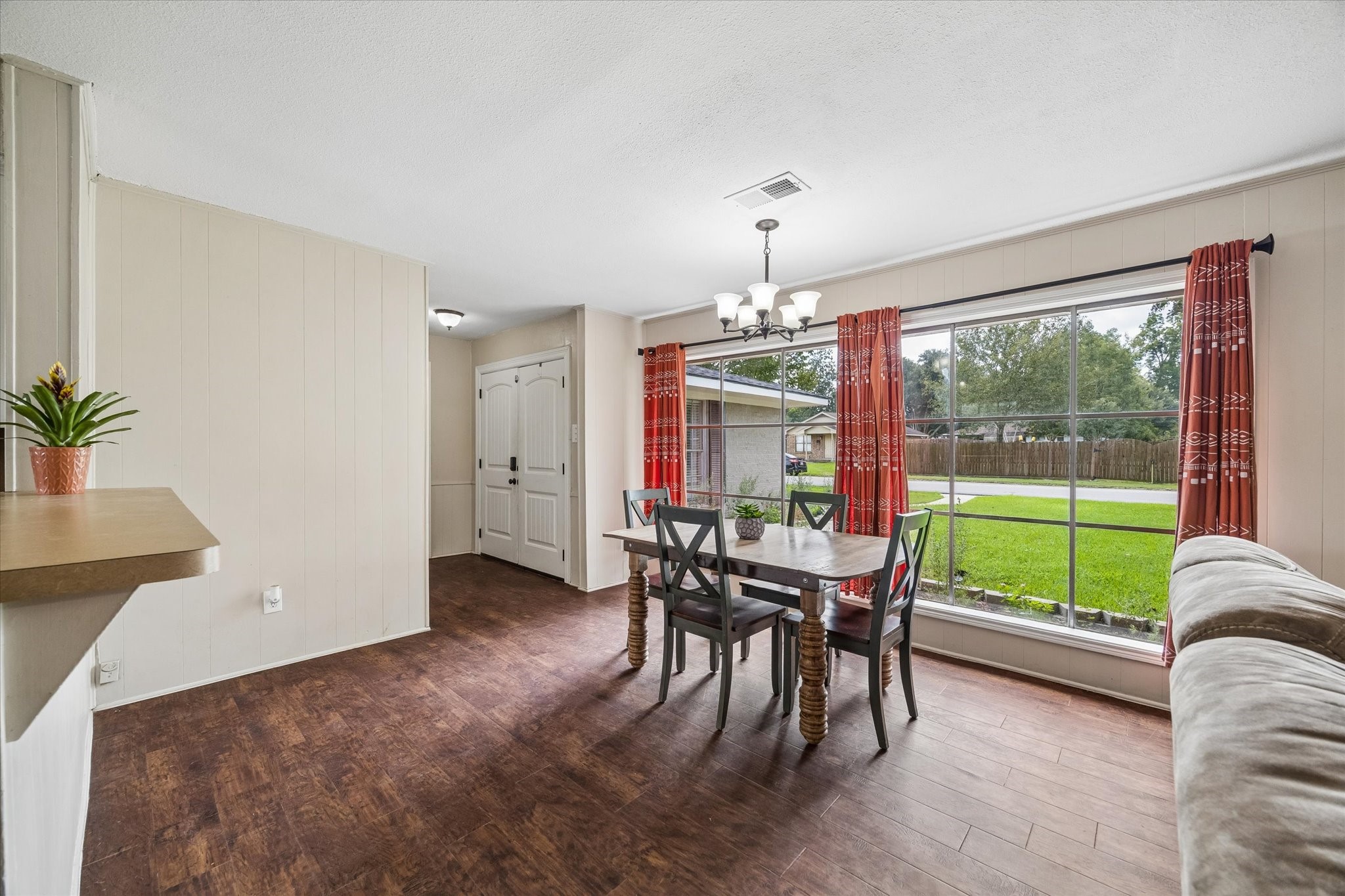 2703 Newman Property Photo 4