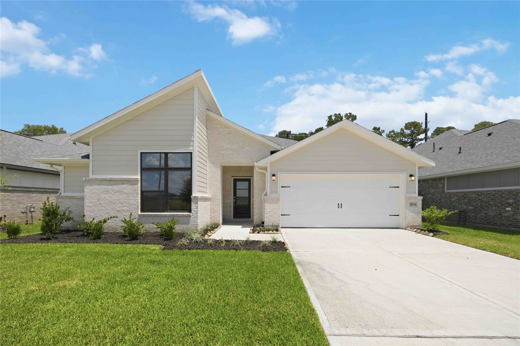 2834 River Juniper Lane Property Photo 1