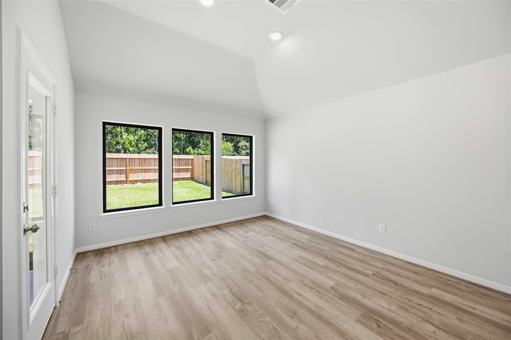 2834 River Juniper Lane Property Photo 7
