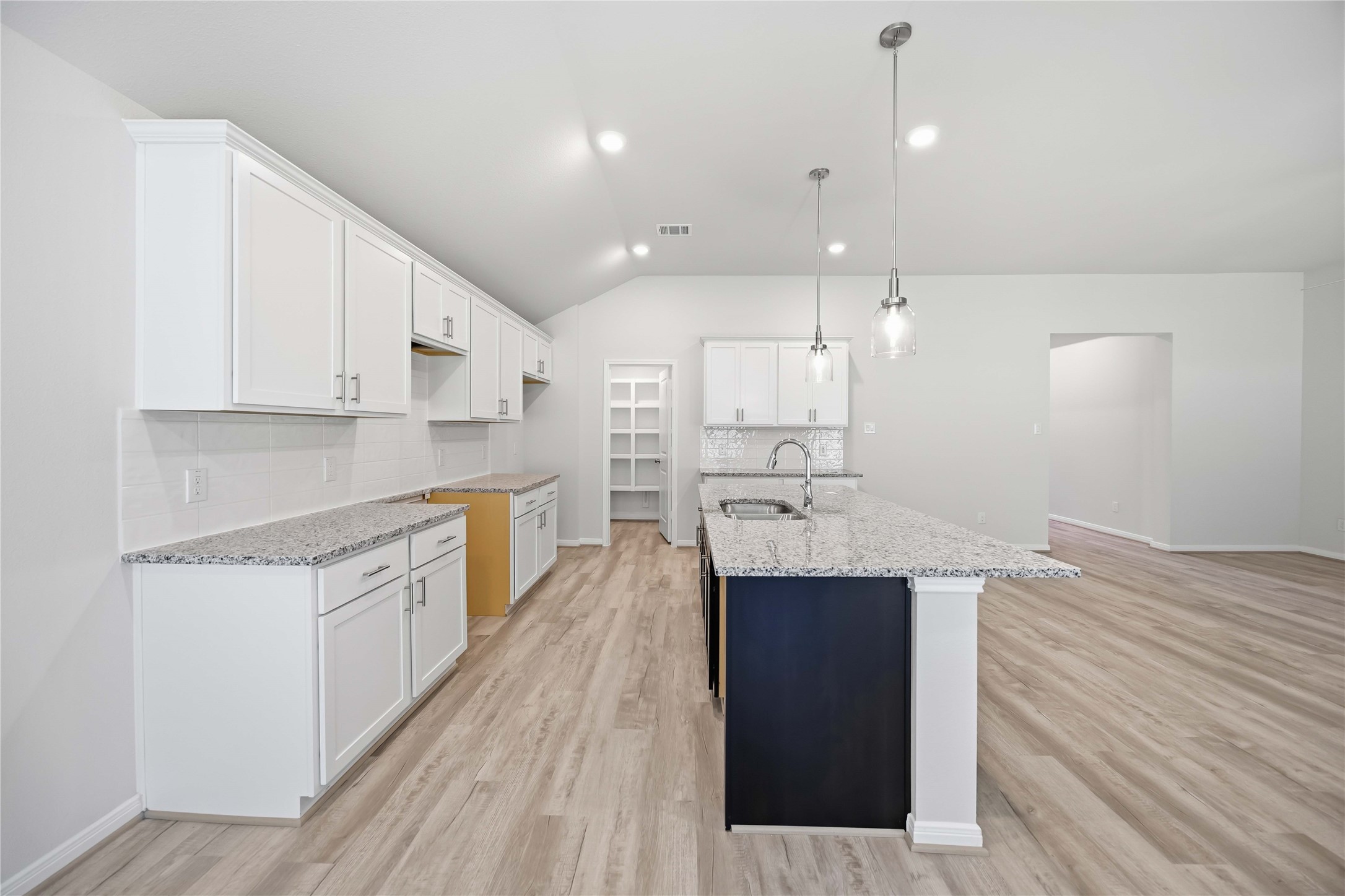 2834 River Juniper Lane Property Photo 8