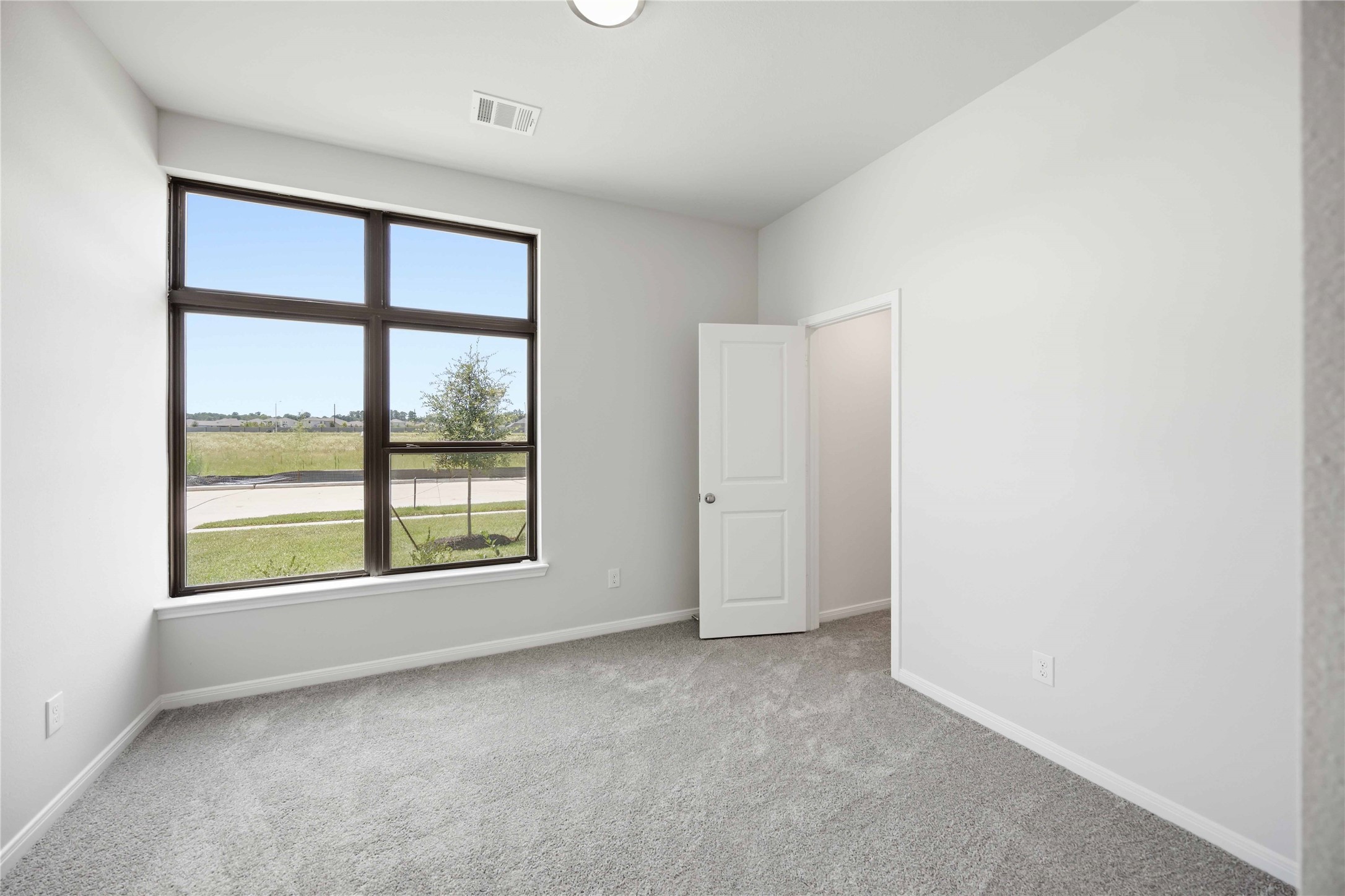 2834 River Juniper Lane Property Photo 10