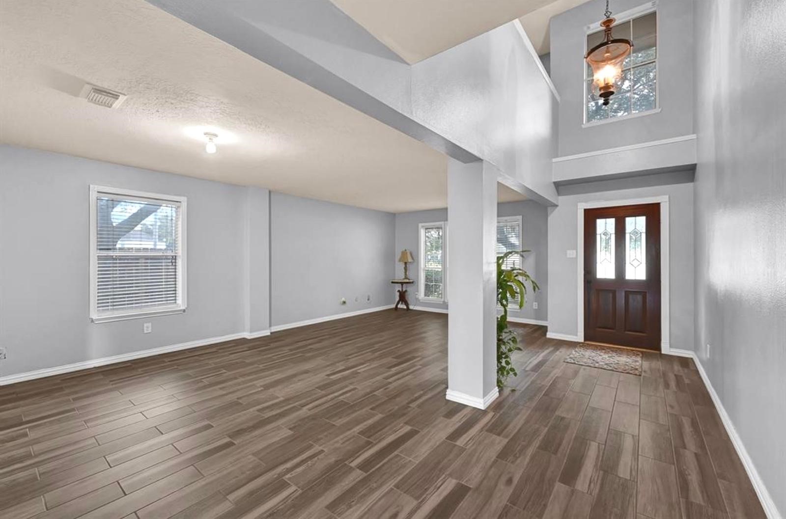 3202 Starbridge Park Lane Property Photo 3