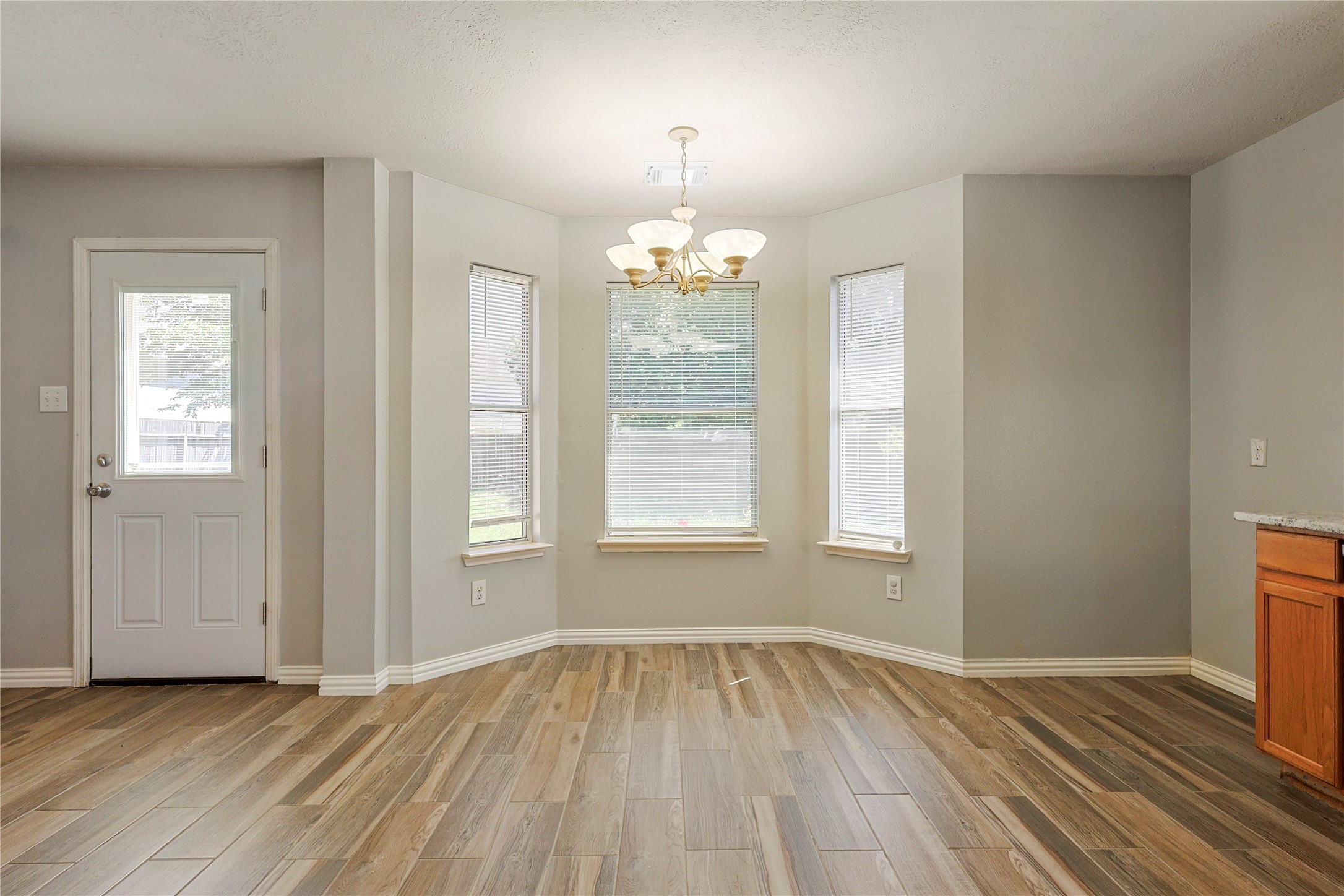 3202 Starbridge Park Lane Property Photo 10