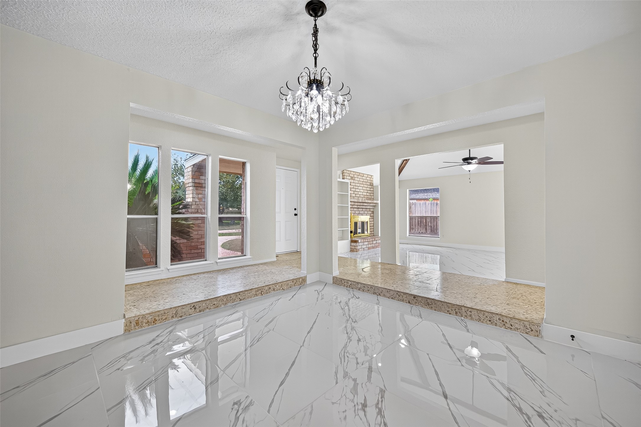 15934 Tumbling Rapids Drive Property Photo 11