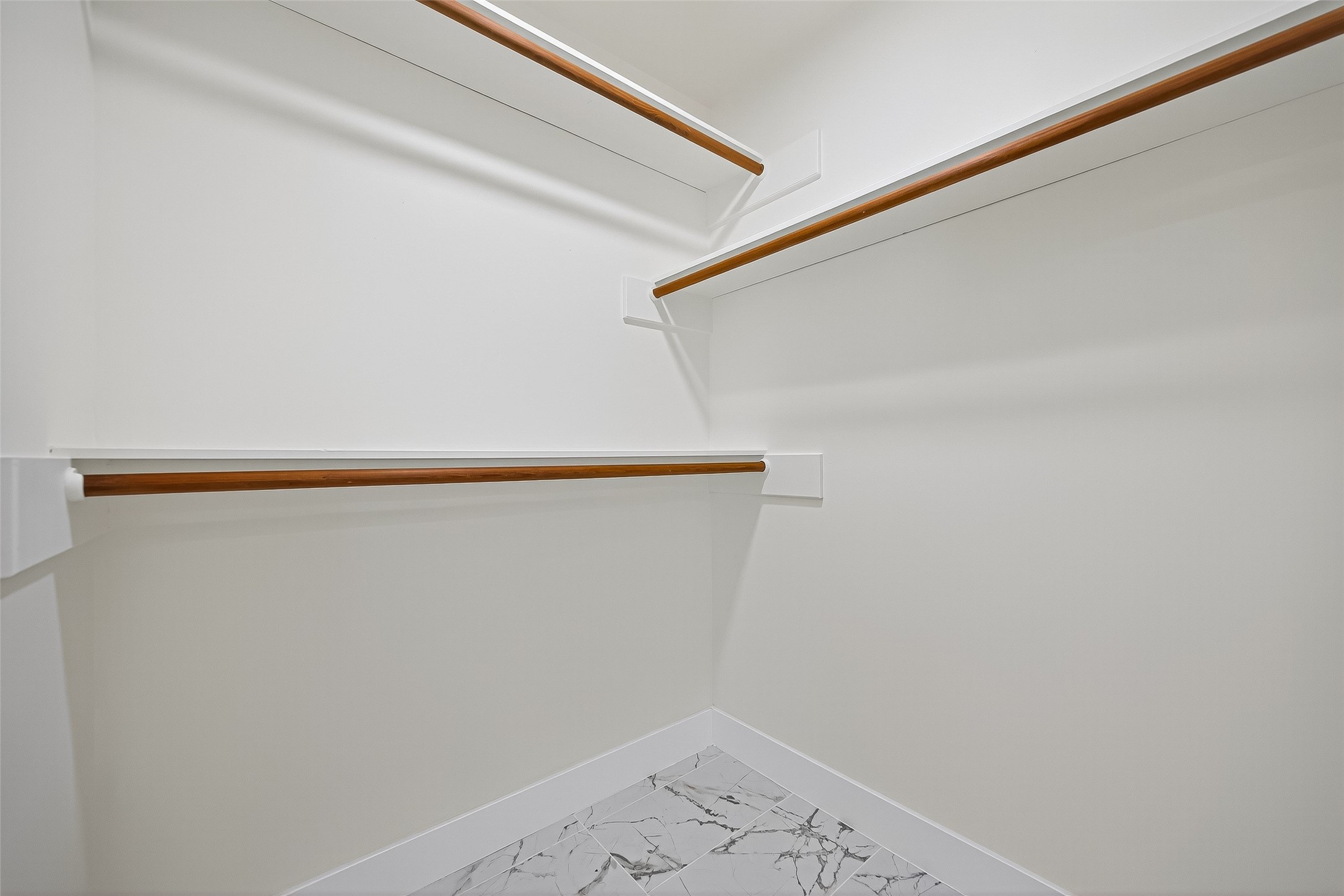 15934 Tumbling Rapids Drive Property Photo 32