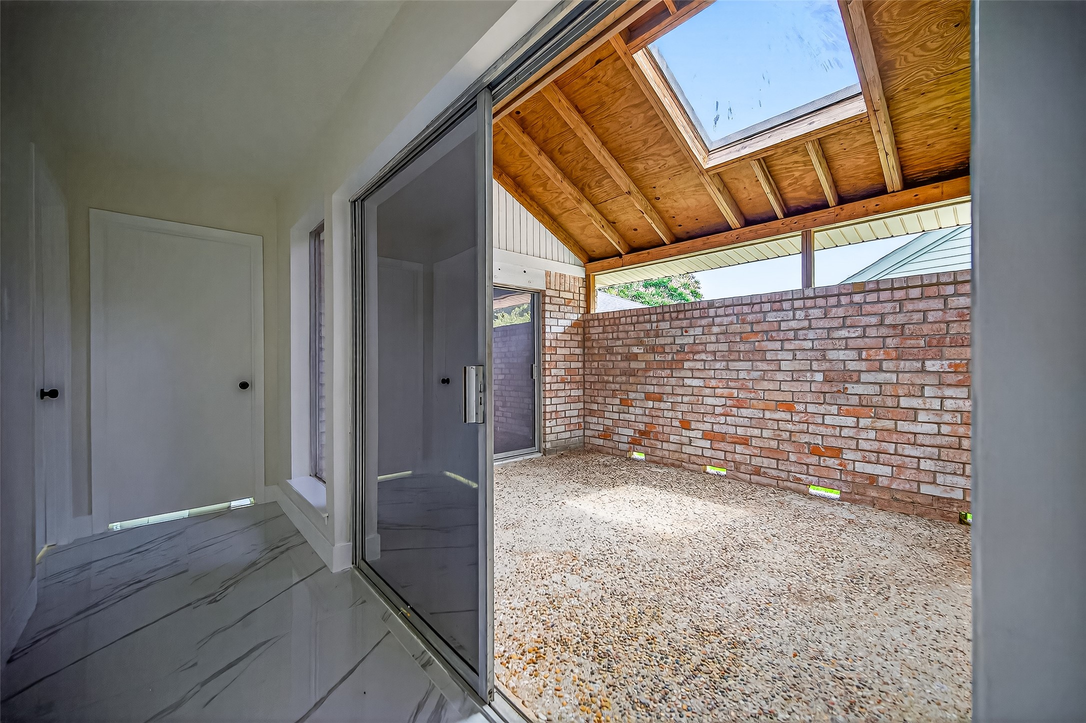 15934 Tumbling Rapids Drive Property Photo 34