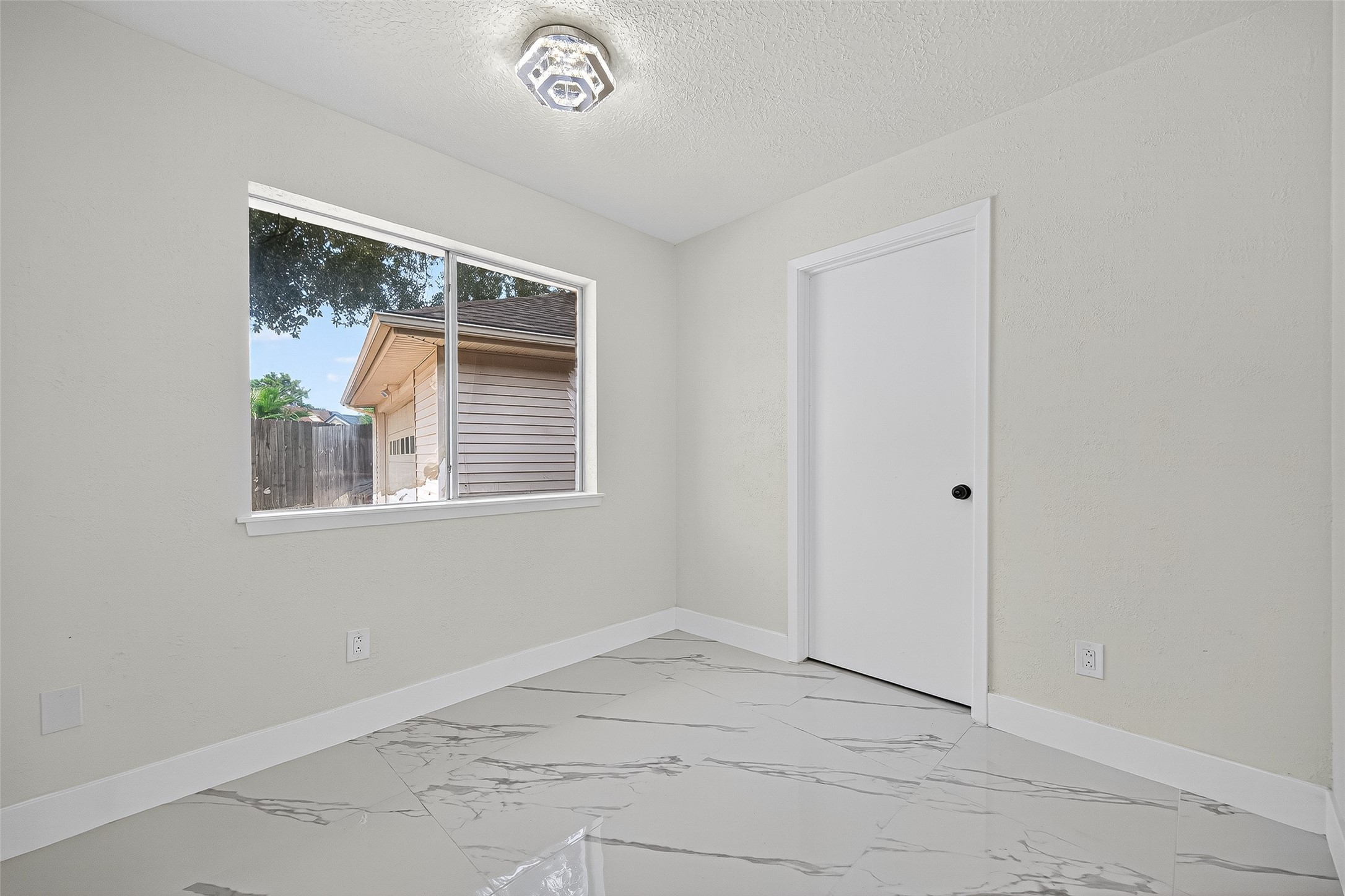 15934 Tumbling Rapids Drive Property Photo 38