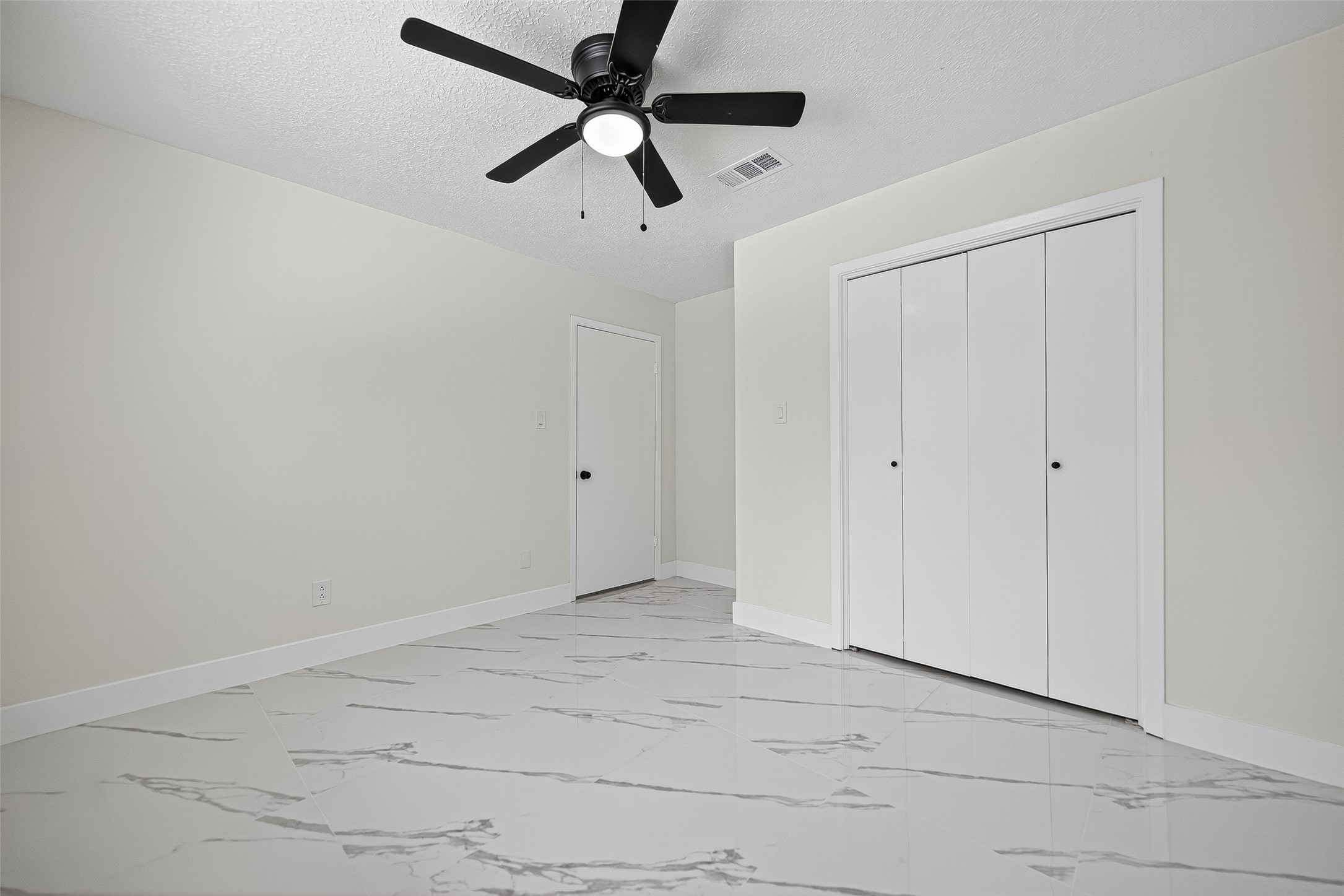 15934 Tumbling Rapids Drive Property Photo 42