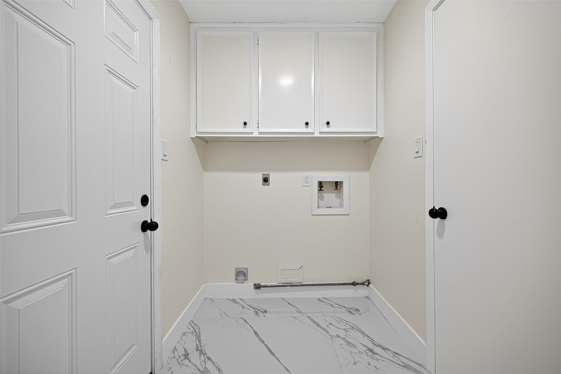 15934 Tumbling Rapids Drive Property Photo 45