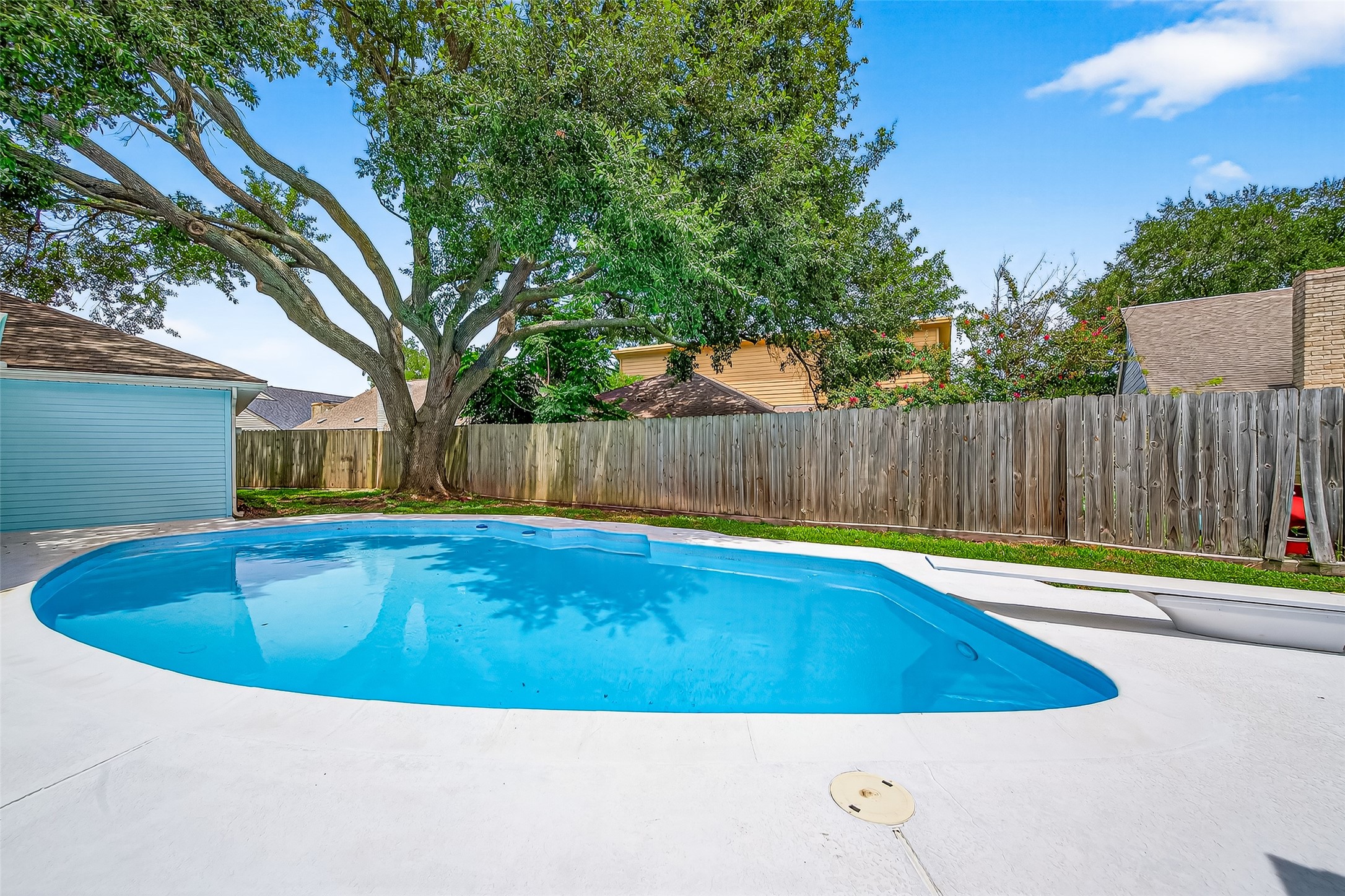 15934 Tumbling Rapids Drive Property Photo 47