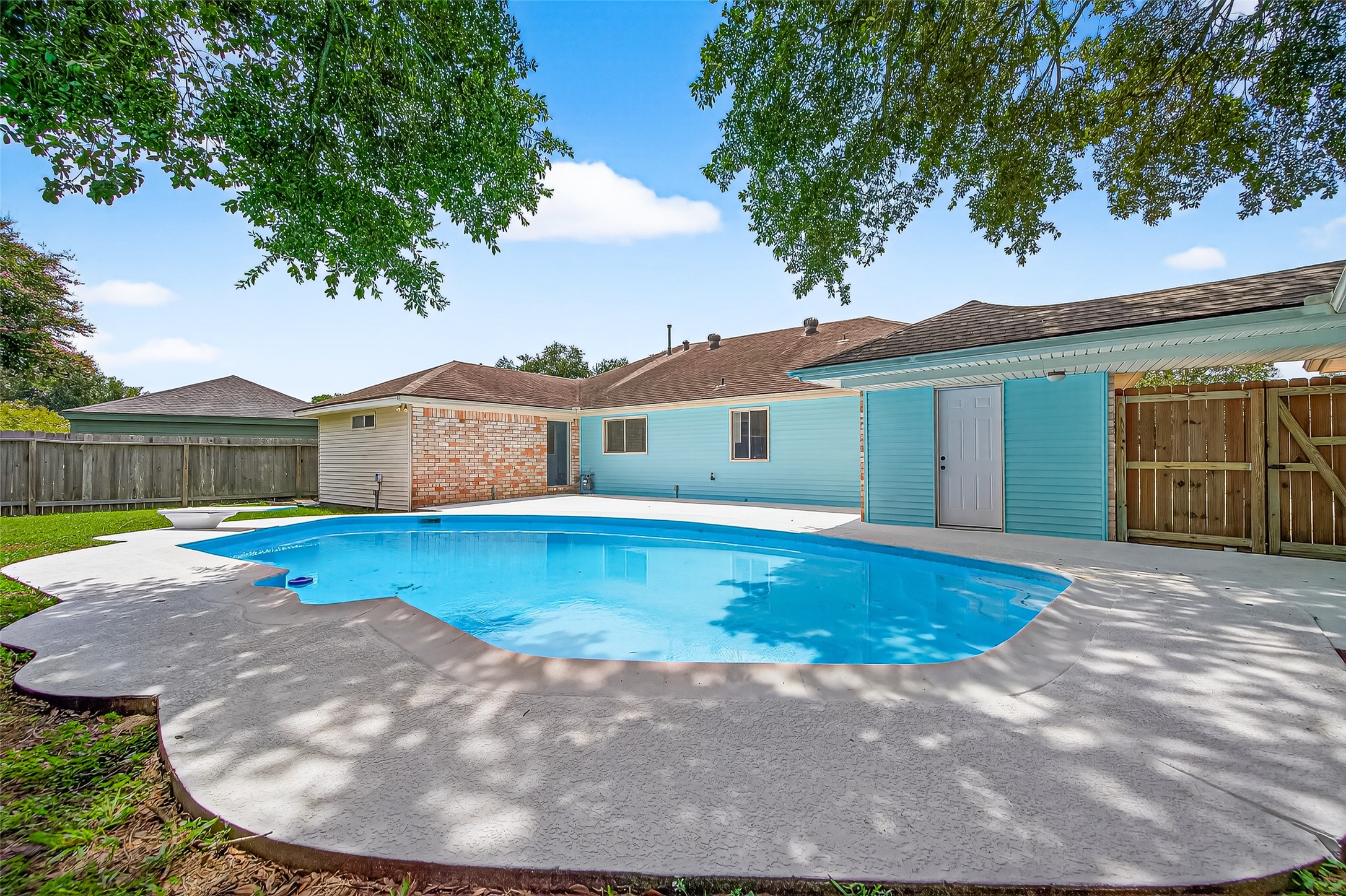 15934 Tumbling Rapids Drive Property Photo 48