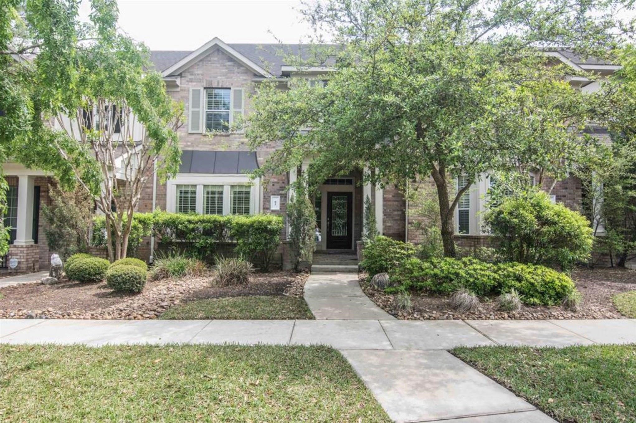 62 E Pipers Green Street Property Photo 4