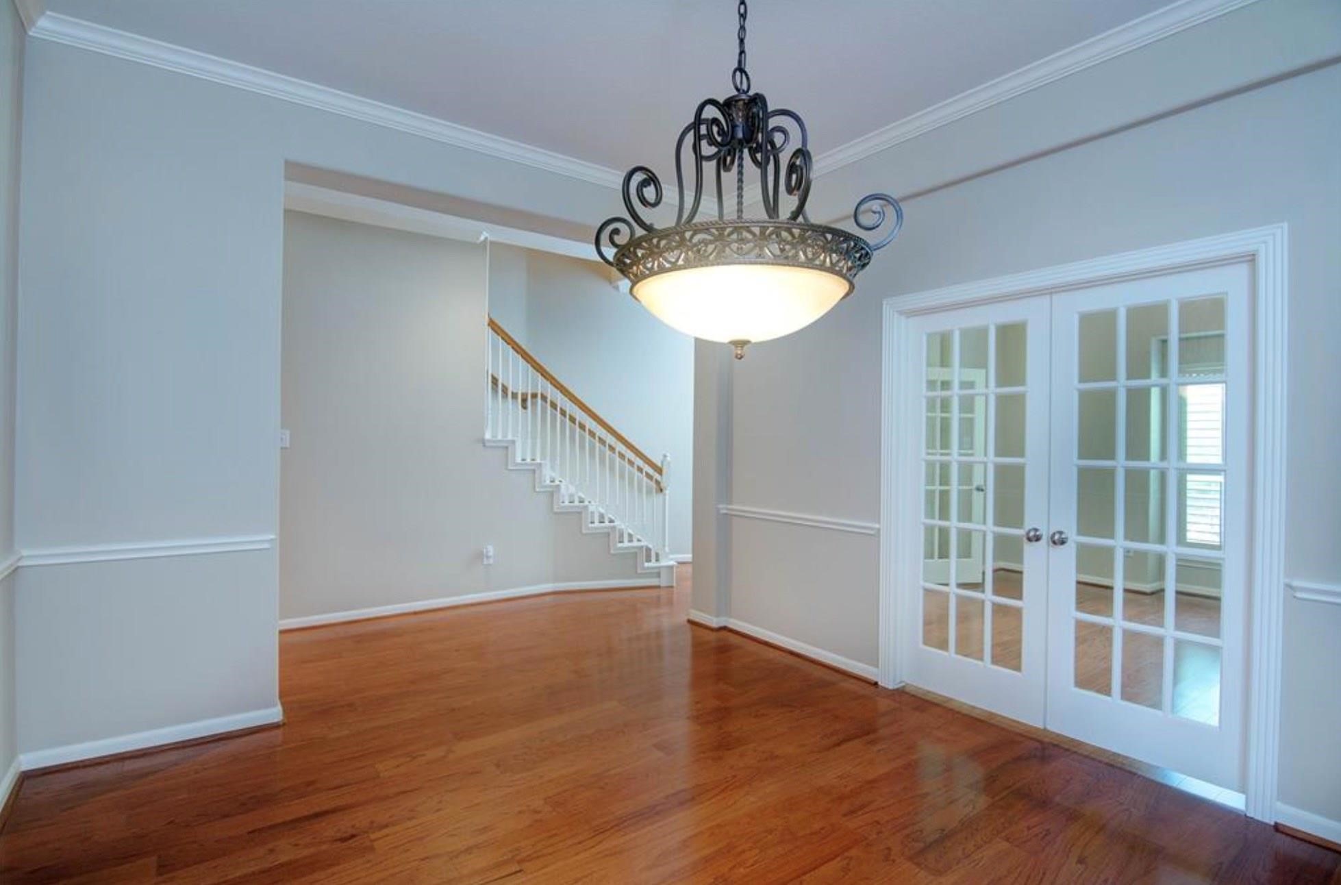 62 E Pipers Green Street Property Photo 9