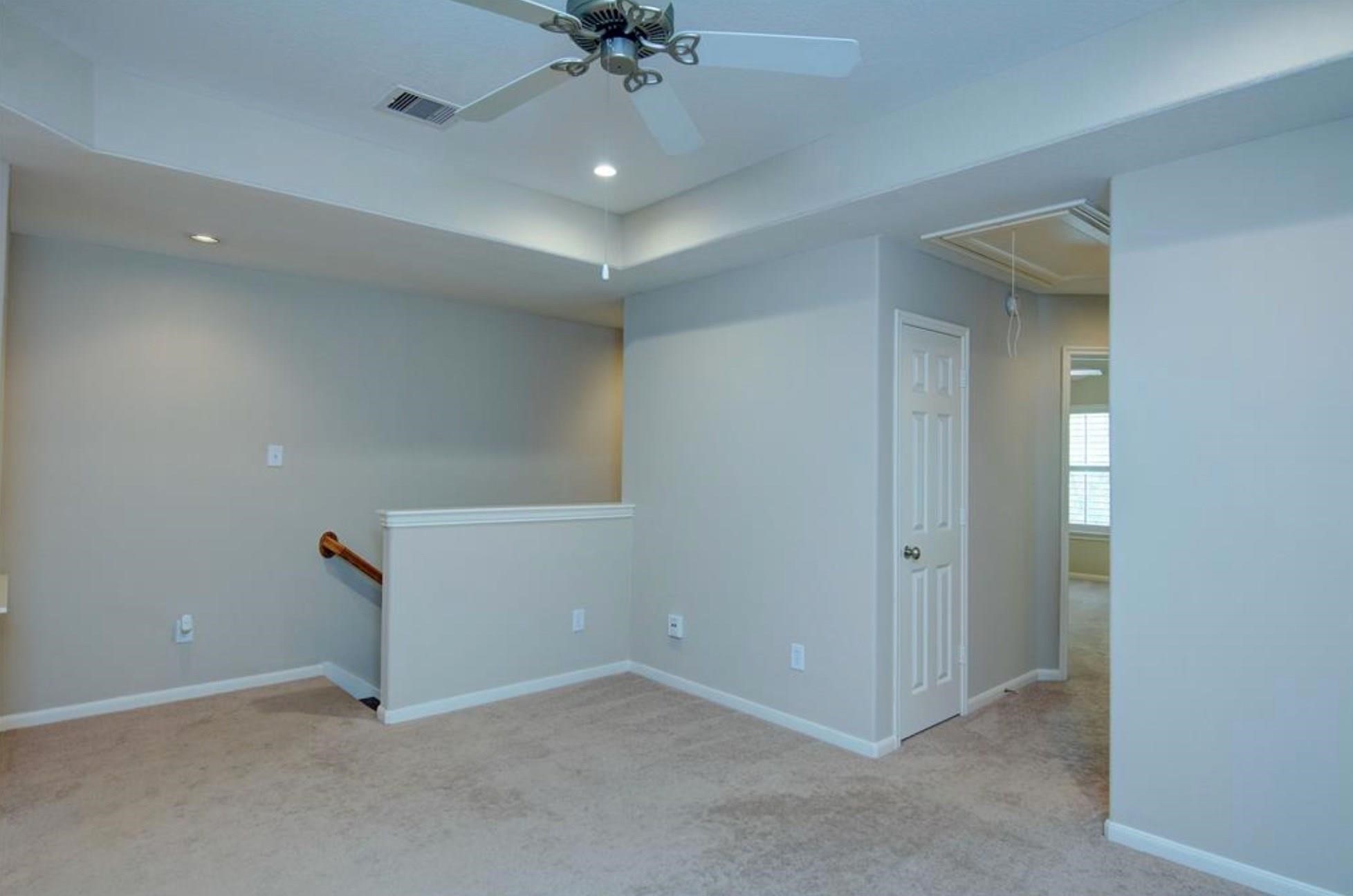 62 E Pipers Green Street Property Photo 15
