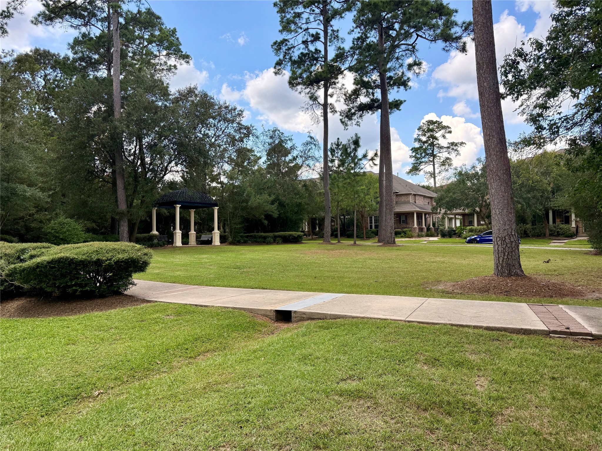 62 E Pipers Green Street Property Photo 23