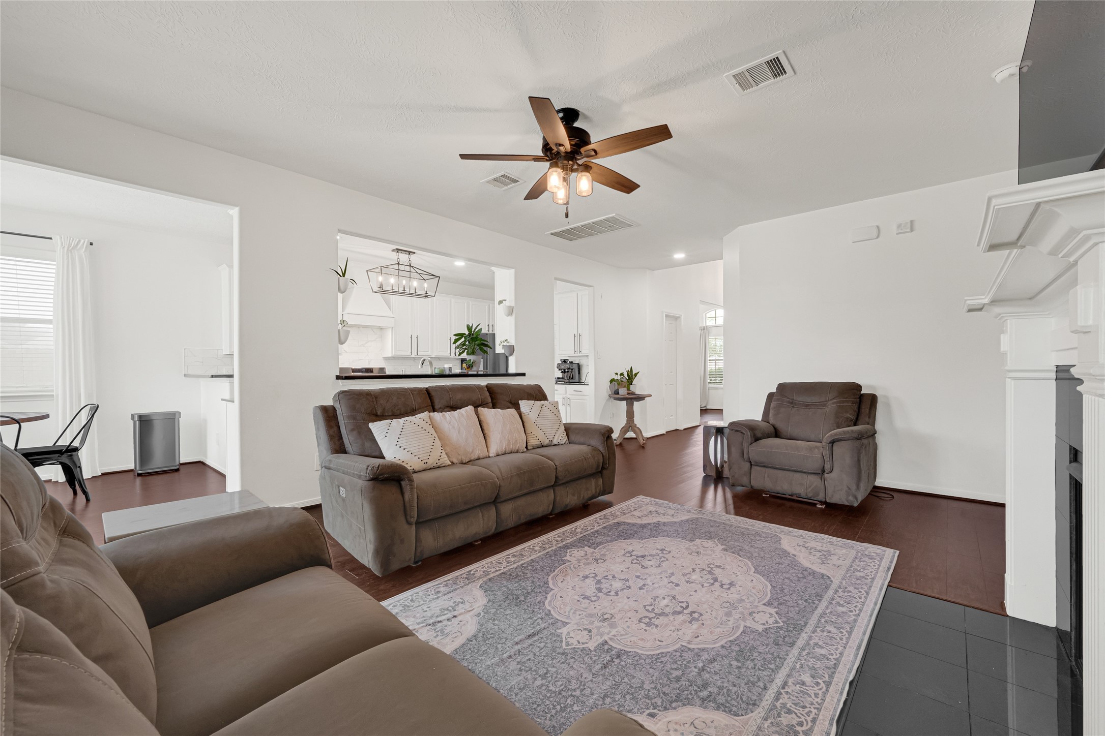 21406 Snow Goose Court Property Photo 11