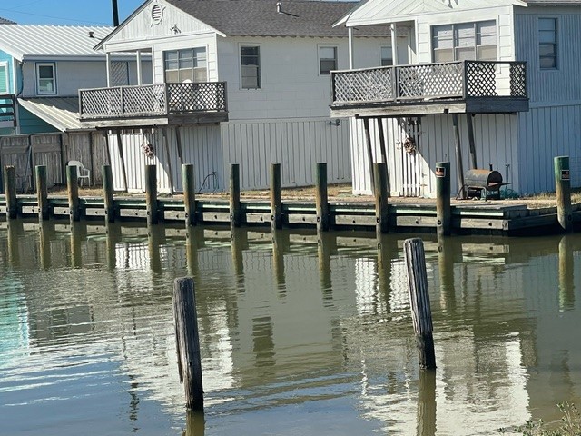 219 & 221 Bayshore Drive Property Photo 3