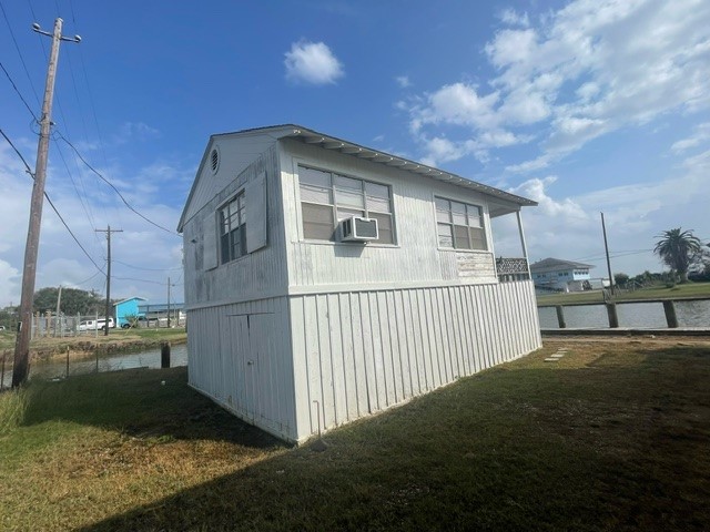 219 & 221 Bayshore Drive Property Photo 5