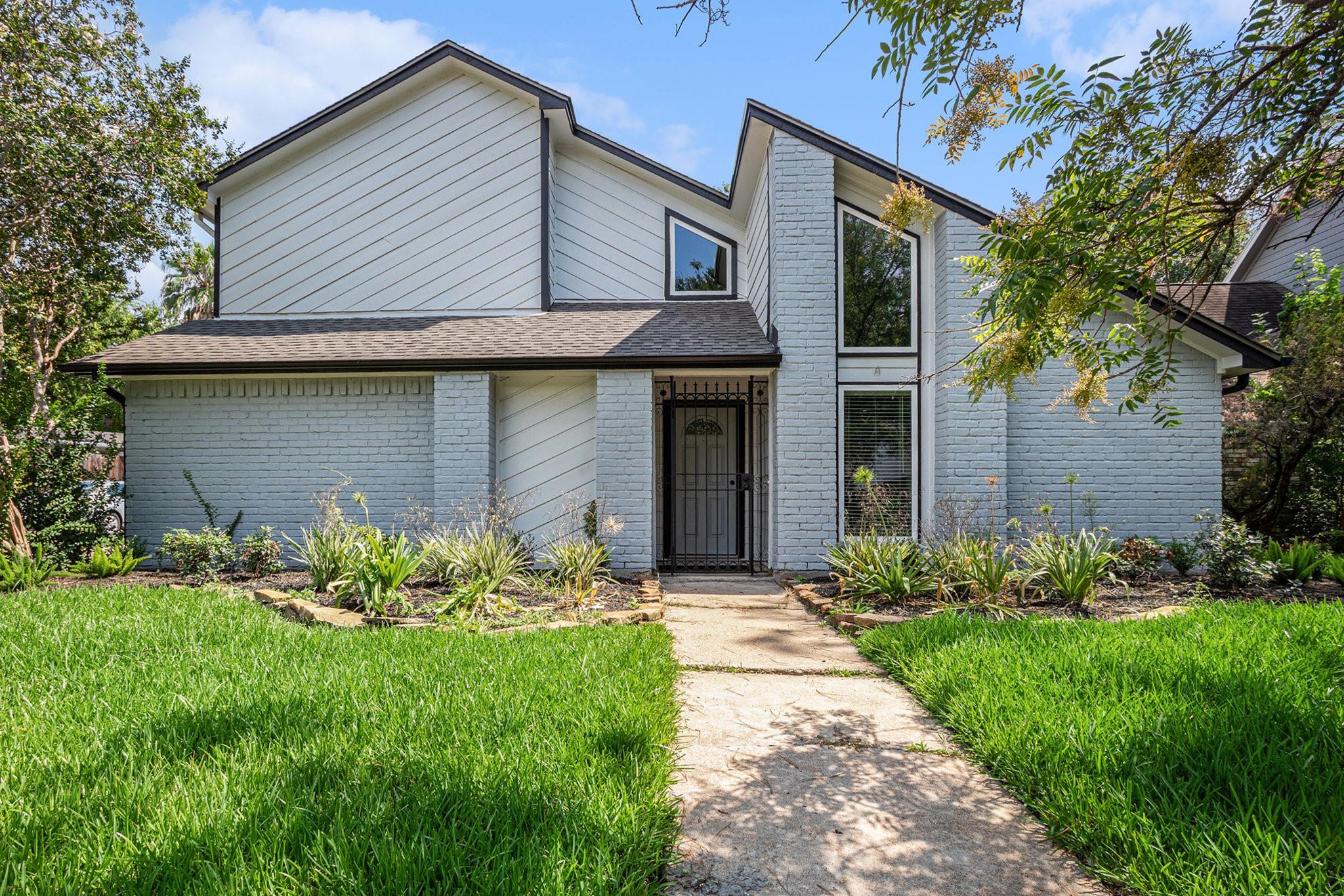 2283 Woodland Springs Street Property Photo 1
