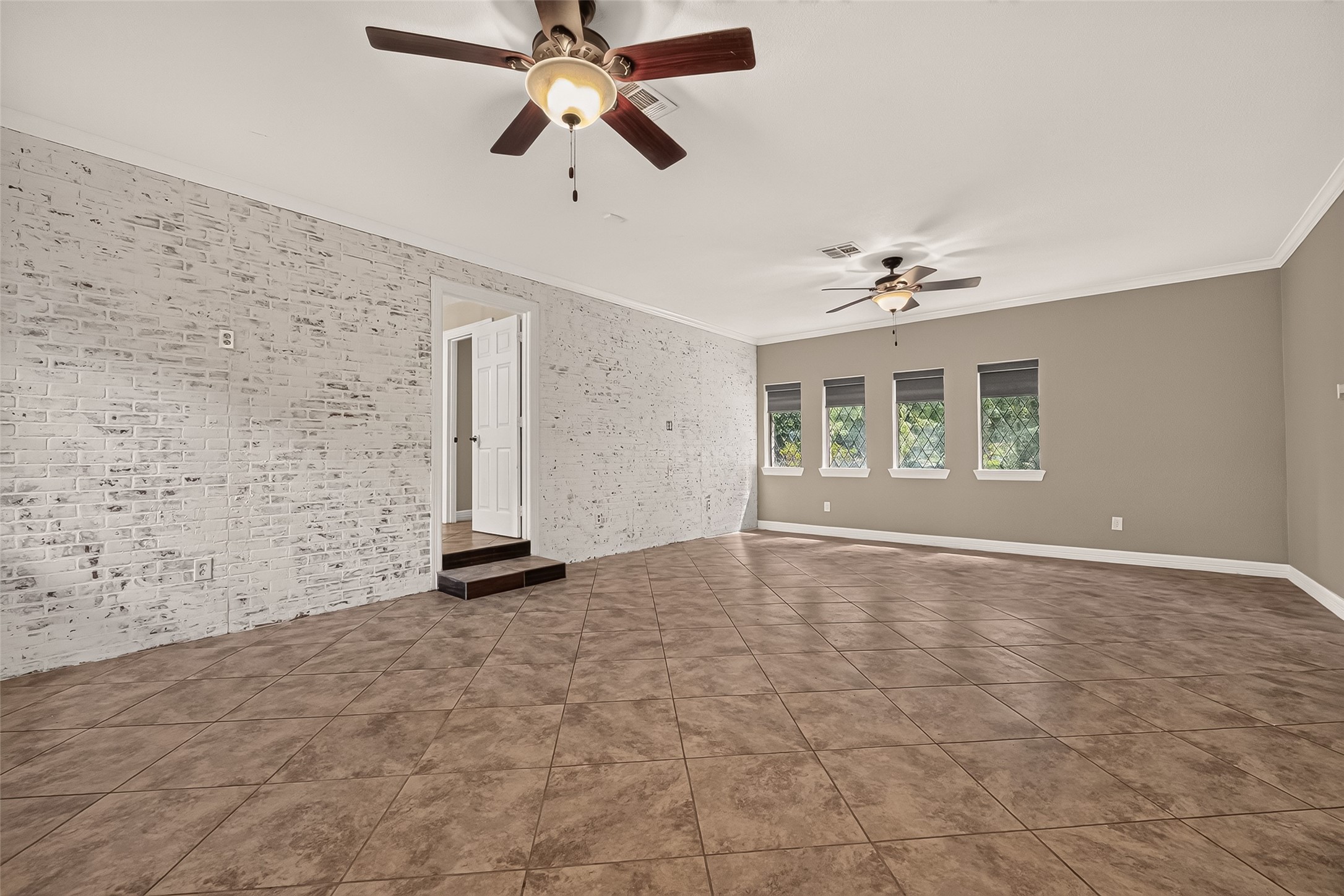 1650 White Oak Creek Drive Property Photo 20