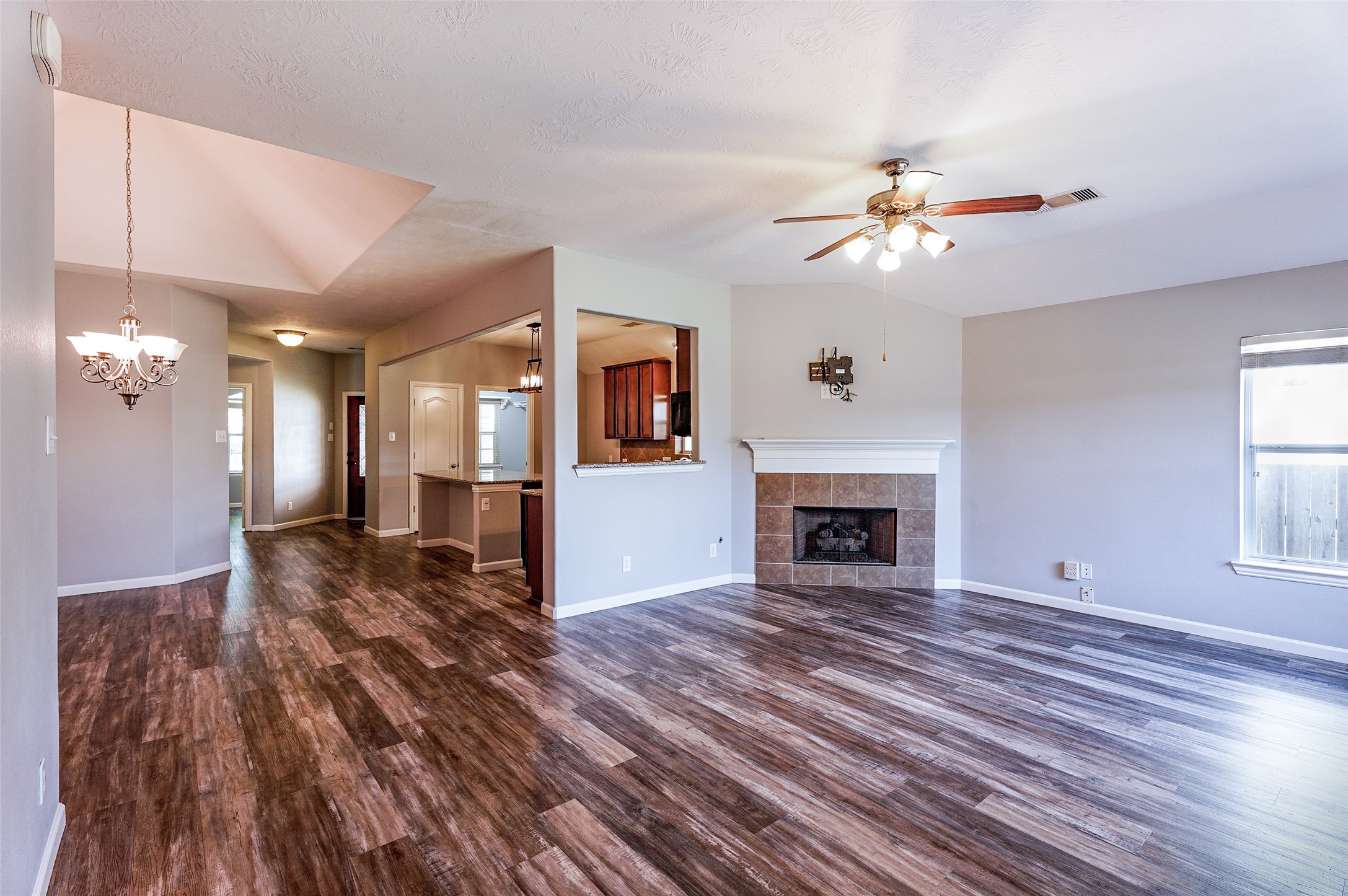 2515 Horned Owl Drive Property Photo 3