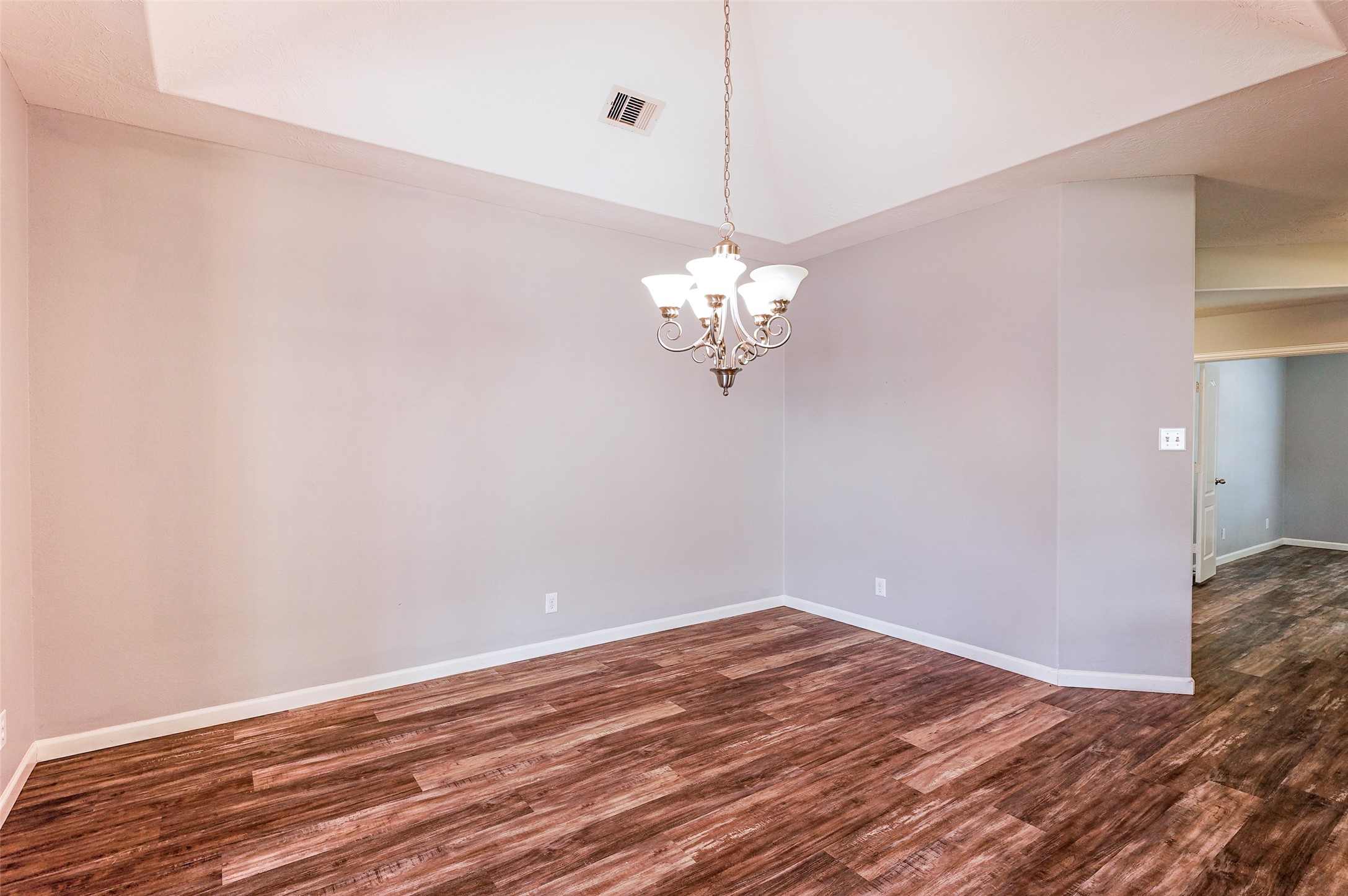 2515 Horned Owl Drive Property Photo 6