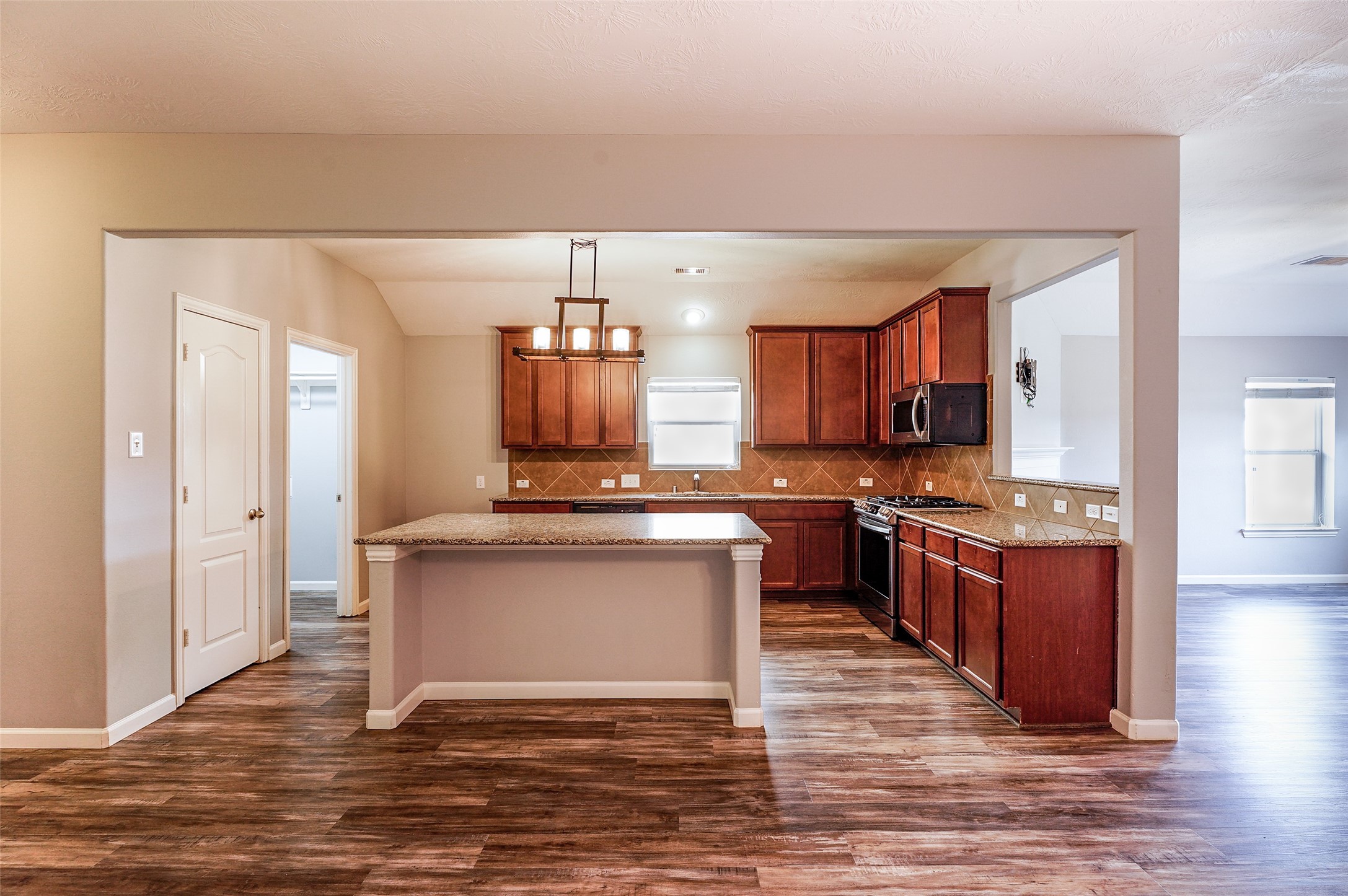 2515 Horned Owl Drive Property Photo 11