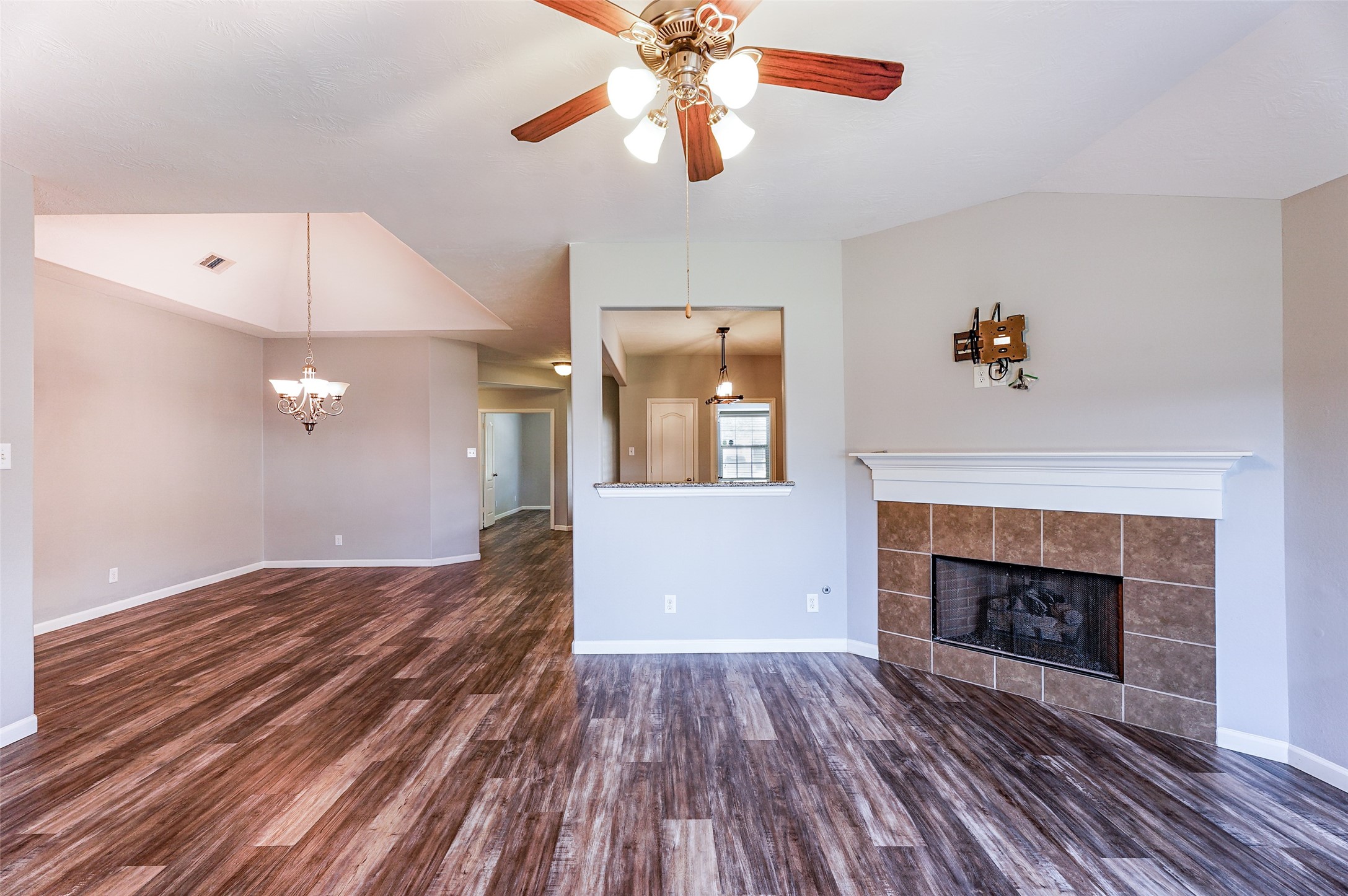 2515 Horned Owl Drive Property Photo 13
