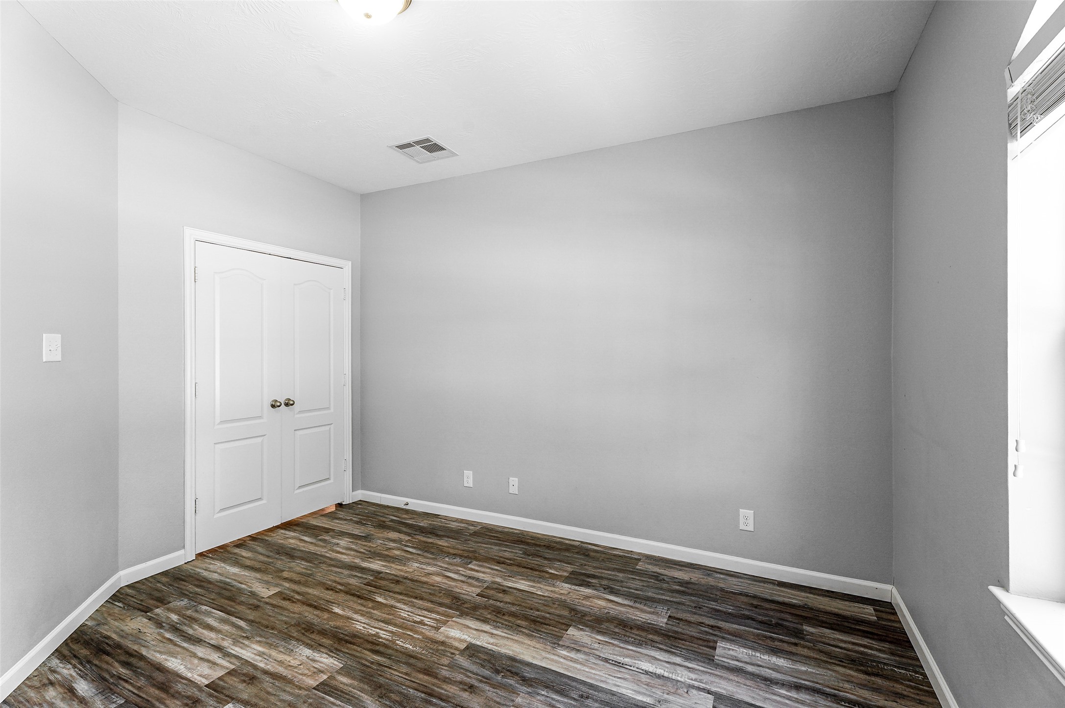 2515 Horned Owl Drive Property Photo 17