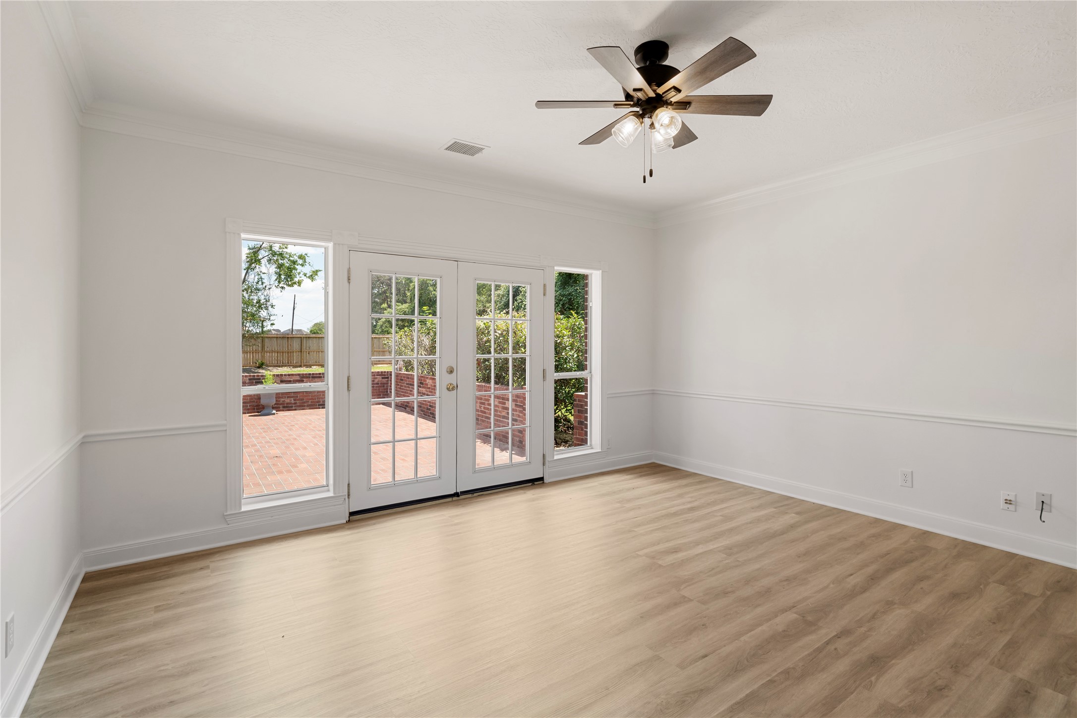 26101 Hunter Lane Property Photo 11