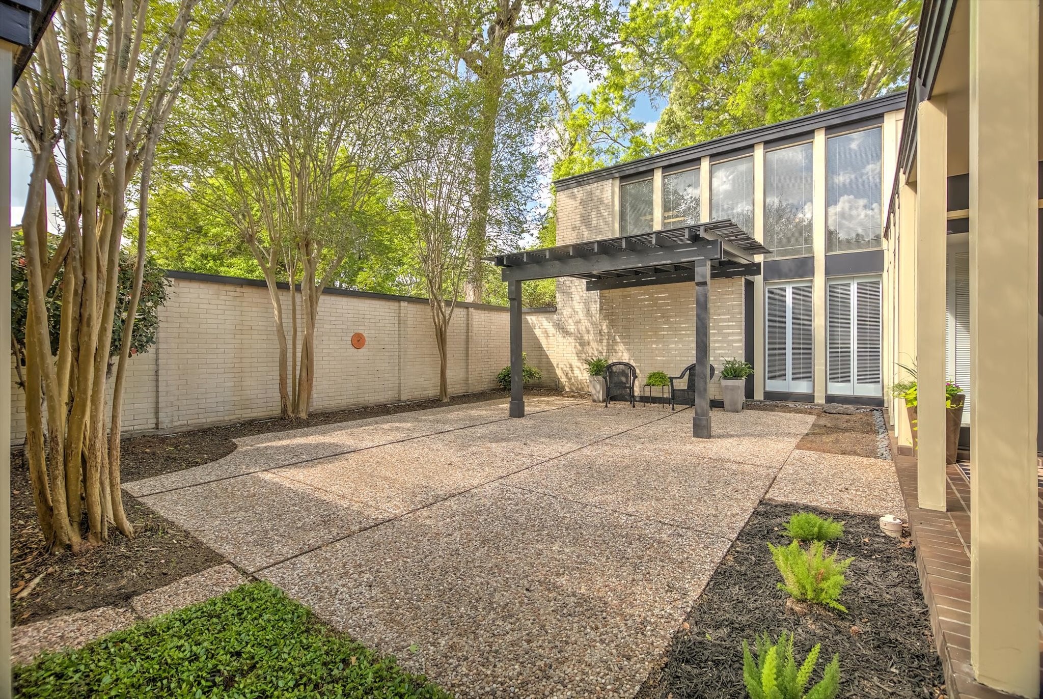 147 Valley Drive Property Photo 4